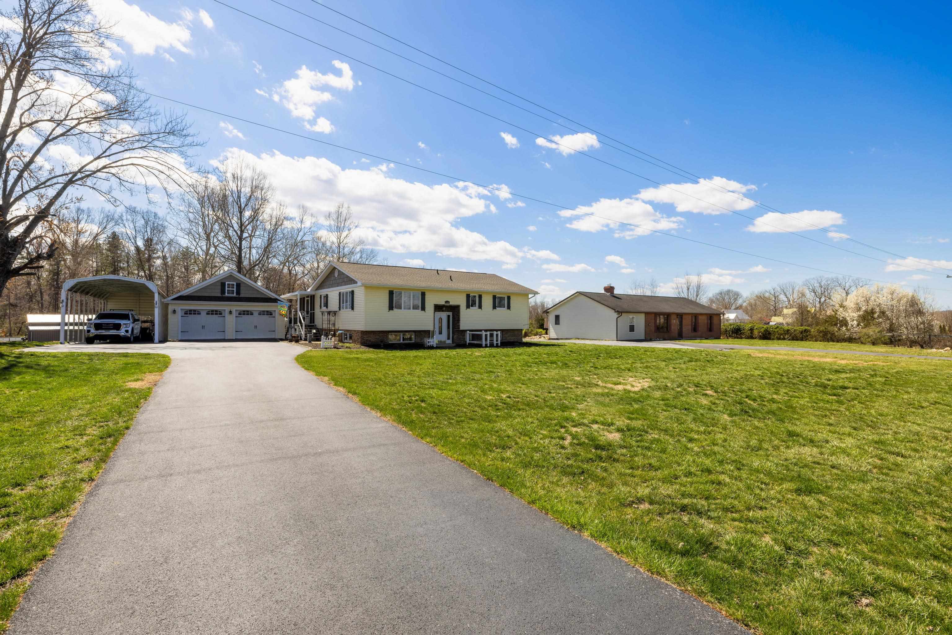 1751 NEW HOPE AND CRIMORA RD, CRIMORA, Virginia 24431, 5 Bedrooms Bedrooms, ,2 BathroomsBathrooms,Residential,1751 NEW HOPE AND CRIMORA RD,662586 MLS # 662586