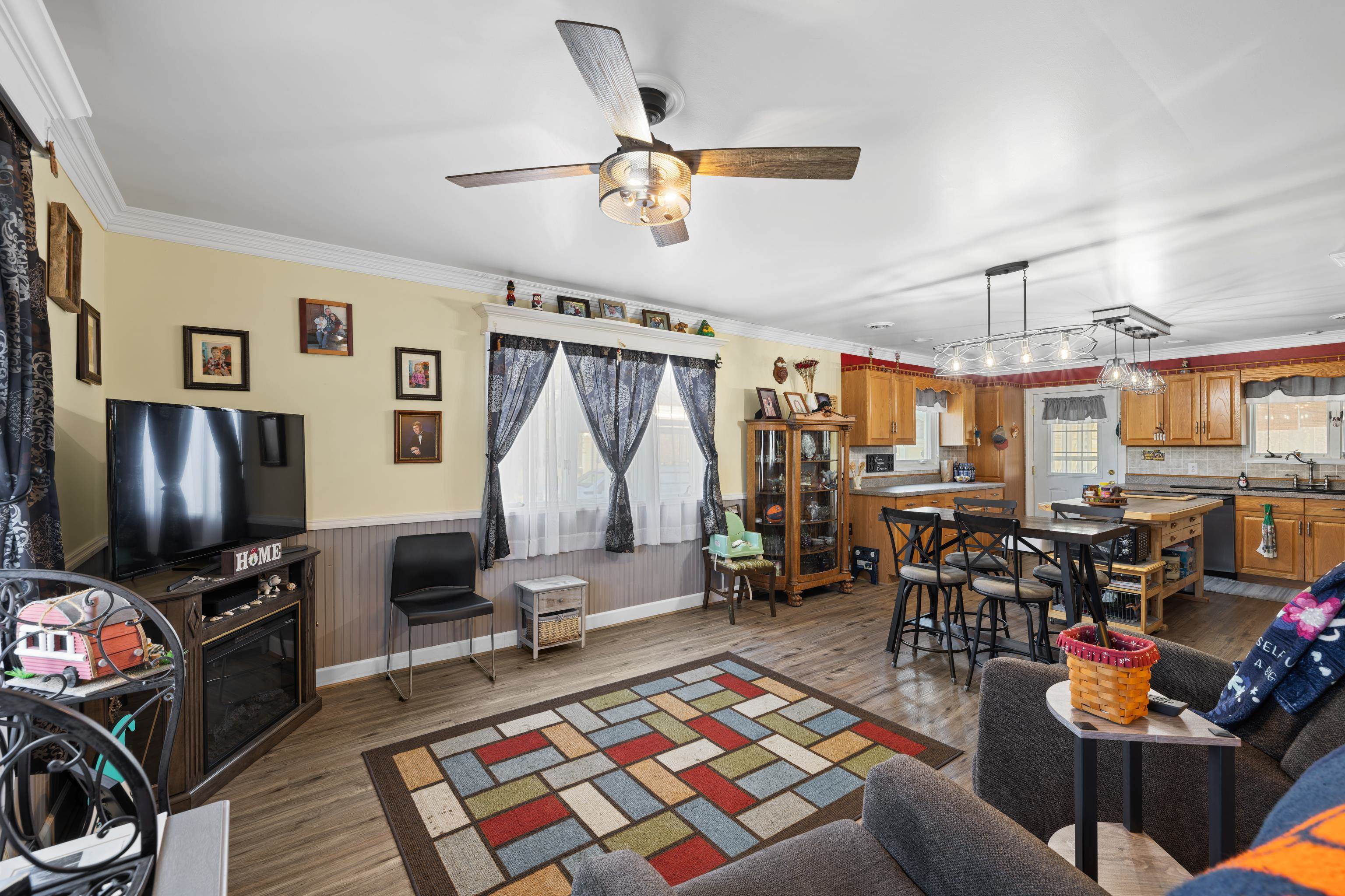 1751 NEW HOPE AND CRIMORA RD, CRIMORA, Virginia 24431, 5 Bedrooms Bedrooms, ,2 BathroomsBathrooms,Residential,1751 NEW HOPE AND CRIMORA RD,662586 MLS # 662586