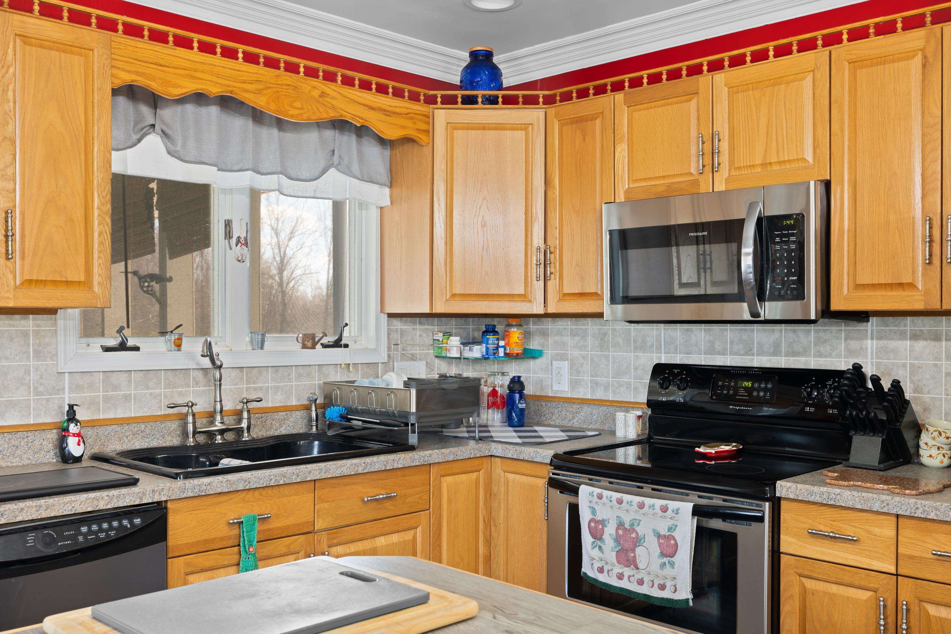1751 NEW HOPE AND CRIMORA RD, CRIMORA, Virginia 24431, 5 Bedrooms Bedrooms, ,2 BathroomsBathrooms,Residential,1751 NEW HOPE AND CRIMORA RD,662586 MLS # 662586