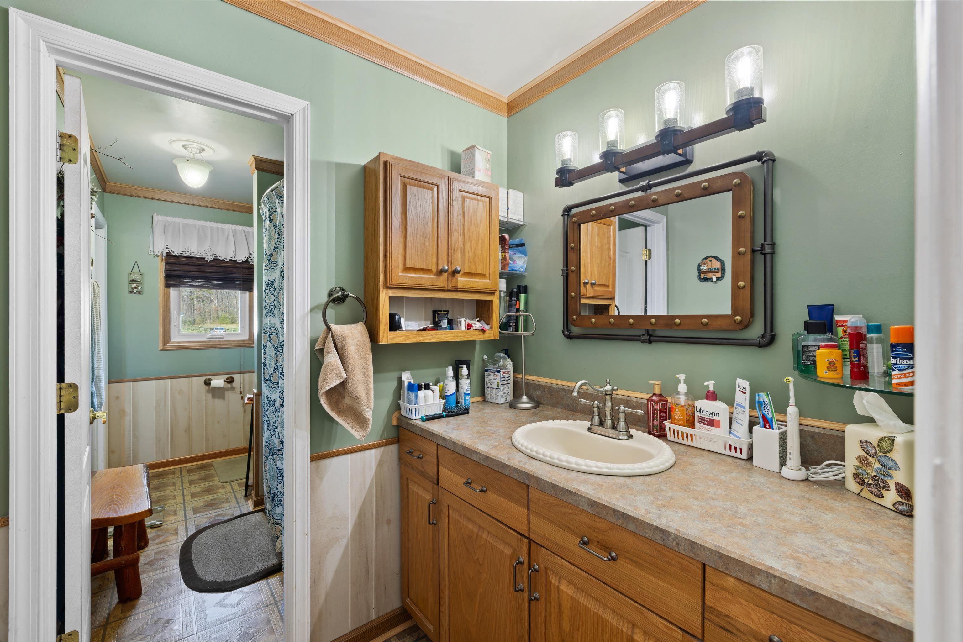 1751 NEW HOPE AND CRIMORA RD, CRIMORA, Virginia 24431, 5 Bedrooms Bedrooms, ,2 BathroomsBathrooms,Residential,1751 NEW HOPE AND CRIMORA RD,662586 MLS # 662586
