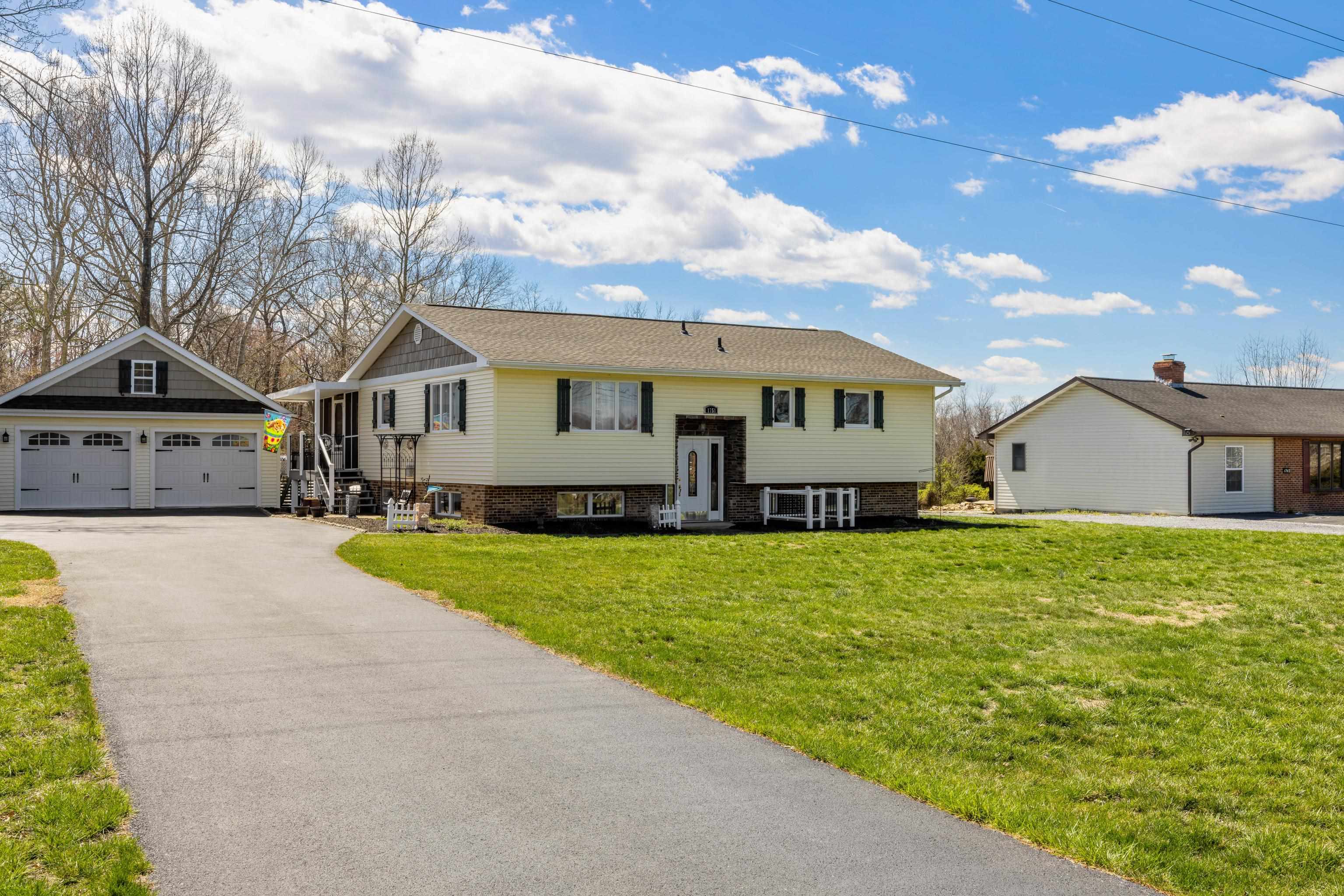 1751 NEW HOPE AND CRIMORA RD, CRIMORA, Virginia 24431, 5 Bedrooms Bedrooms, ,2 BathroomsBathrooms,Residential,1751 NEW HOPE AND CRIMORA RD,662586 MLS # 662586