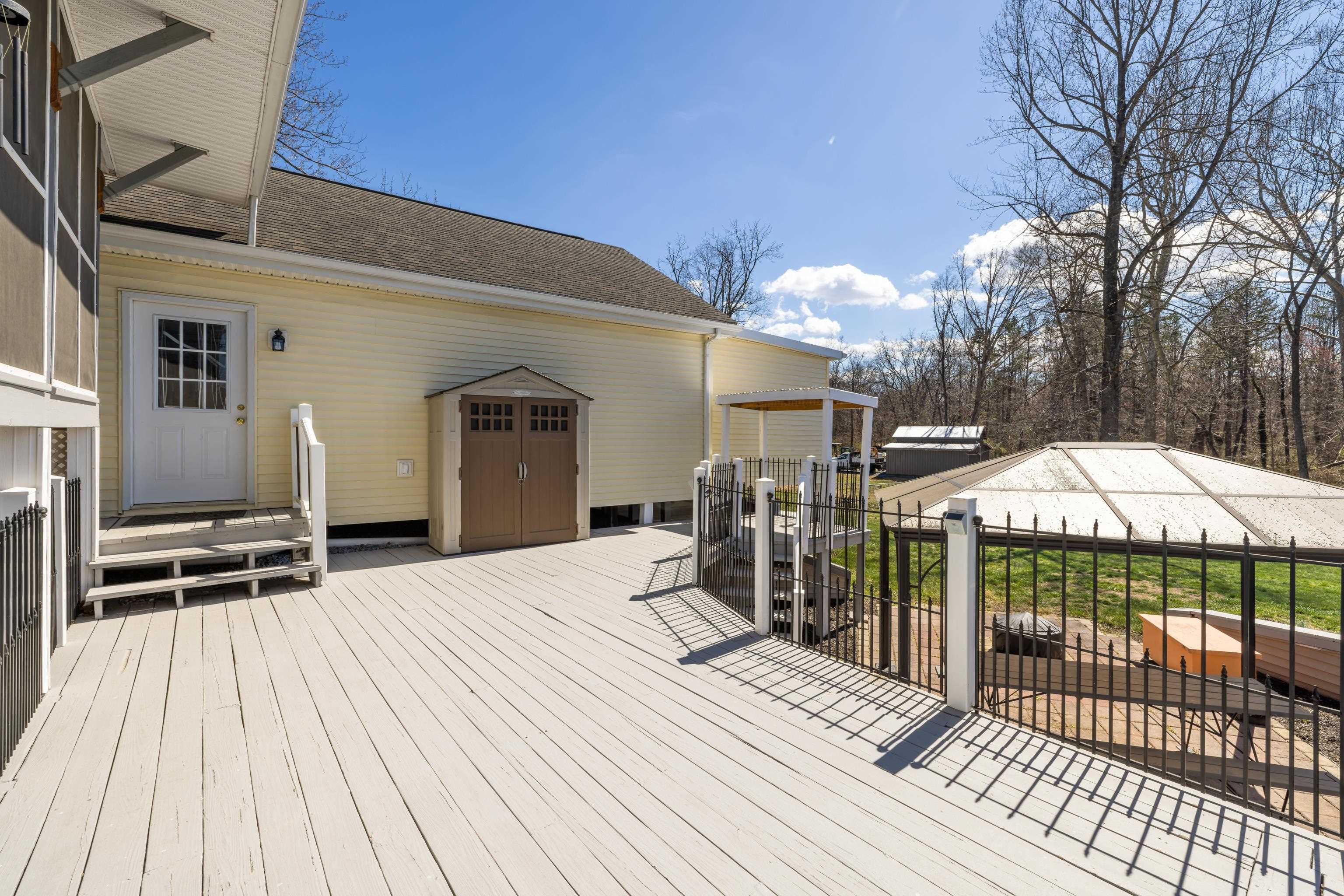 1751 NEW HOPE AND CRIMORA RD, CRIMORA, Virginia 24431, 5 Bedrooms Bedrooms, ,2 BathroomsBathrooms,Residential,1751 NEW HOPE AND CRIMORA RD,662586 MLS # 662586