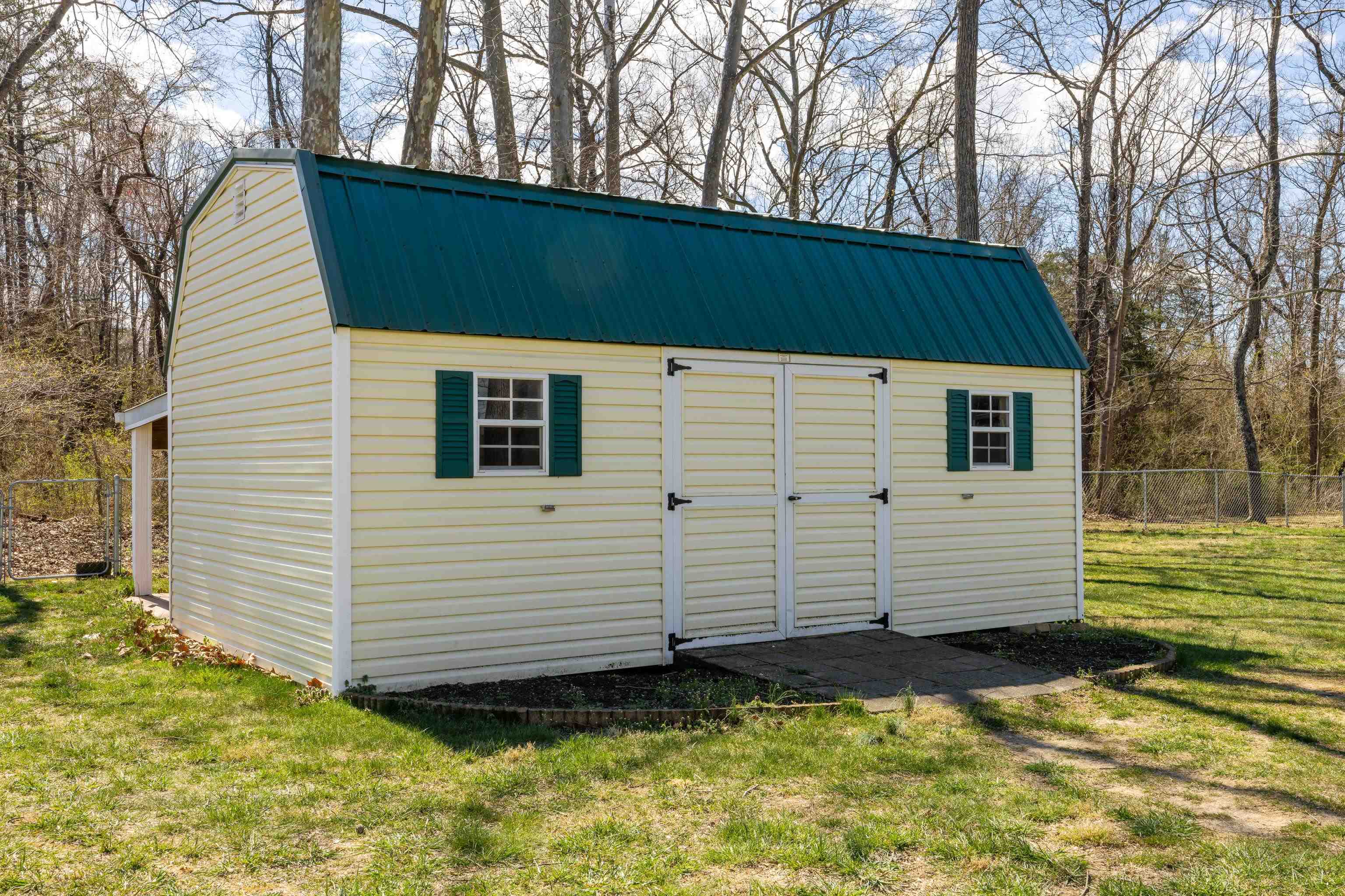 1751 NEW HOPE AND CRIMORA RD, CRIMORA, Virginia 24431, 5 Bedrooms Bedrooms, ,2 BathroomsBathrooms,Residential,1751 NEW HOPE AND CRIMORA RD,662586 MLS # 662586