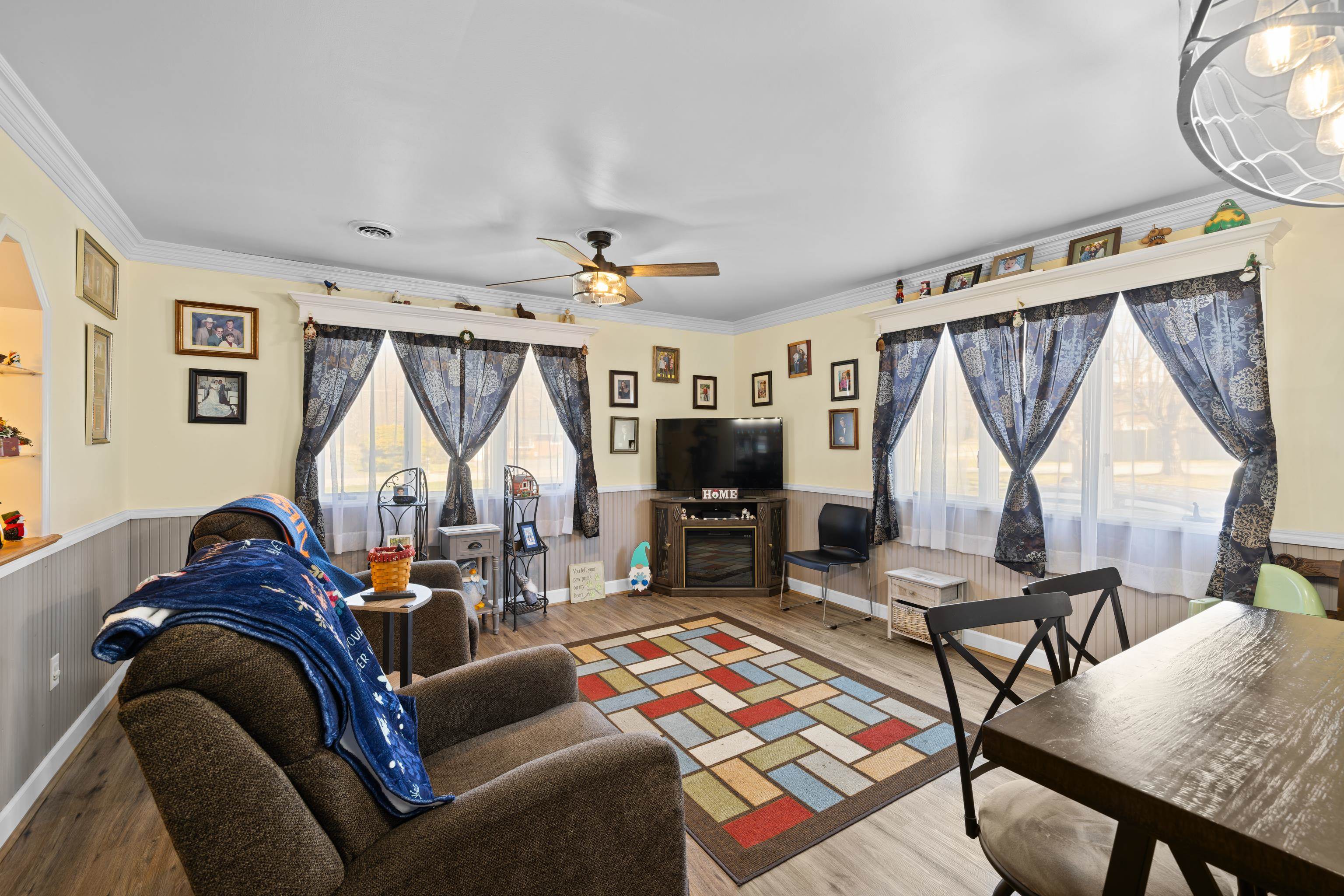 1751 NEW HOPE AND CRIMORA RD, CRIMORA, Virginia 24431, 5 Bedrooms Bedrooms, ,2 BathroomsBathrooms,Residential,1751 NEW HOPE AND CRIMORA RD,662586 MLS # 662586