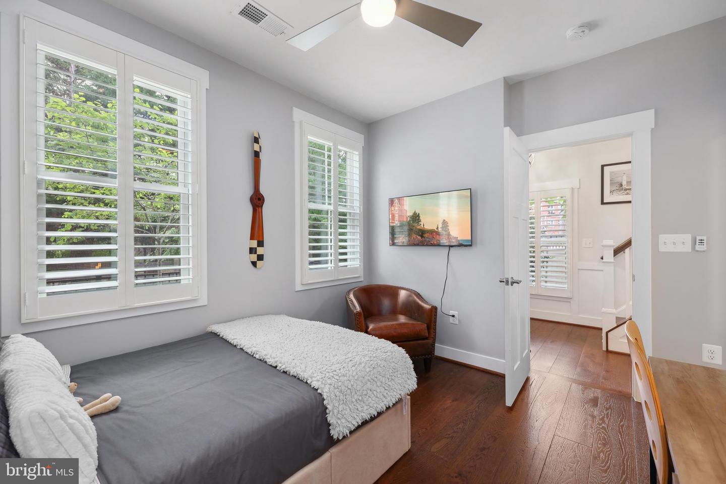 1353 POWHATAN ST, ALEXANDRIA, Virginia 22314, 3 Bedrooms Bedrooms, ,3 BathroomsBathrooms,Residential,For sale,1353 POWHATAN ST,VAAX2044042 MLS # VAAX2044042