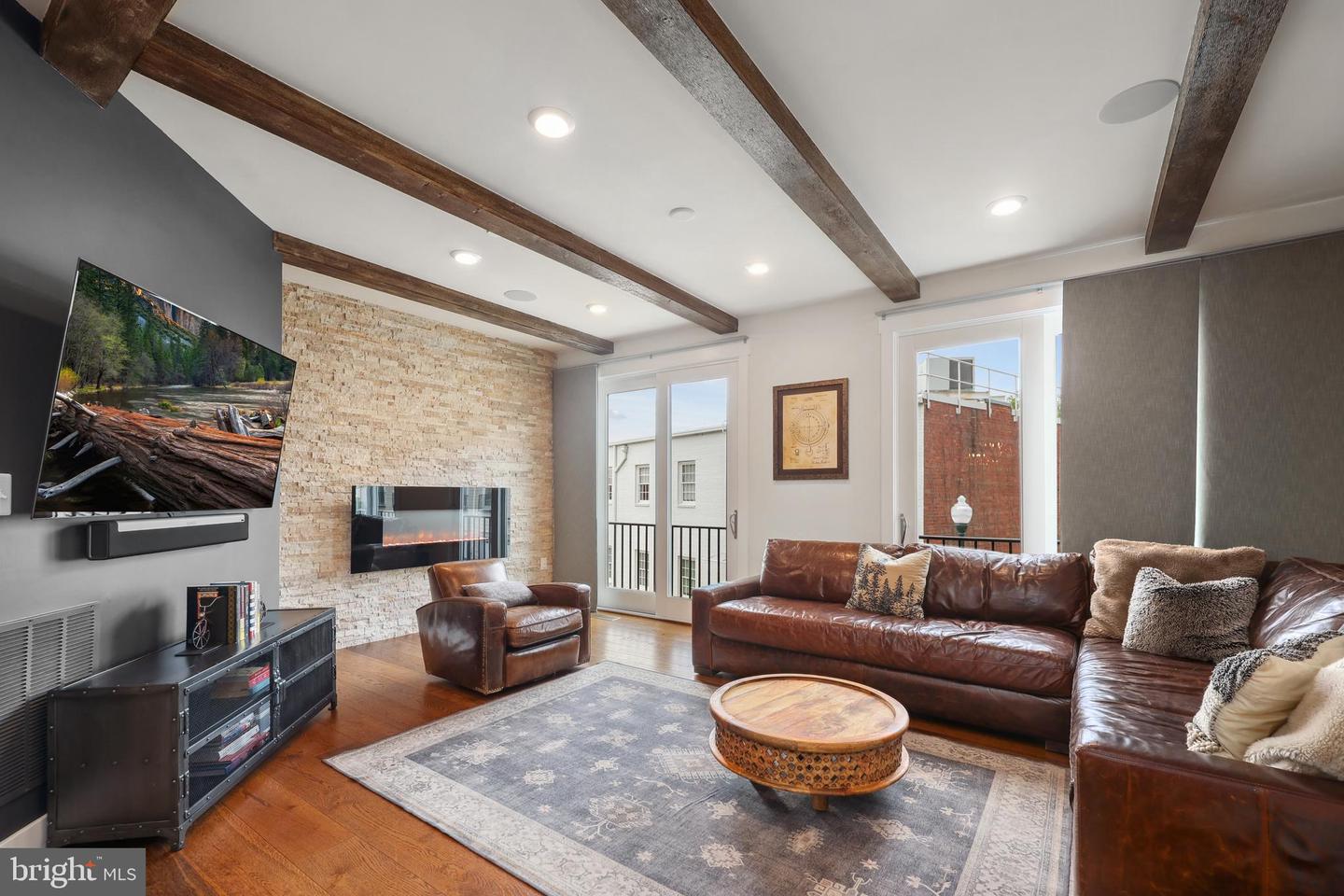 1353 POWHATAN ST, ALEXANDRIA, Virginia 22314, 3 Bedrooms Bedrooms, ,3 BathroomsBathrooms,Residential,For sale,1353 POWHATAN ST,VAAX2044042 MLS # VAAX2044042