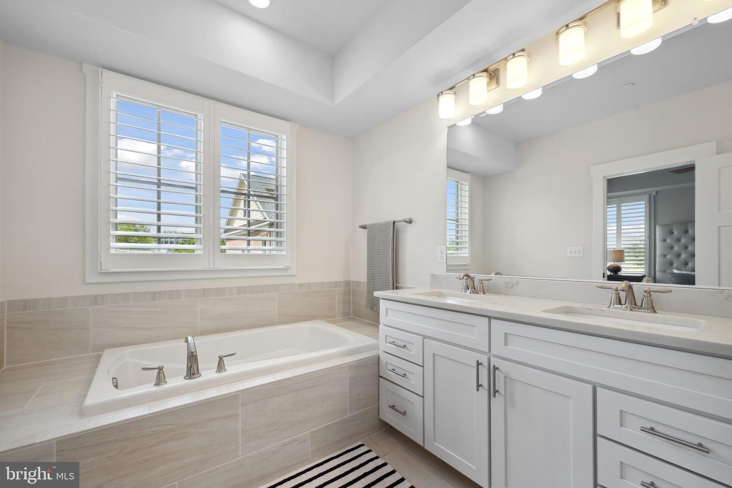 1353 POWHATAN ST, ALEXANDRIA, Virginia 22314, 3 Bedrooms Bedrooms, ,3 BathroomsBathrooms,Residential,For sale,1353 POWHATAN ST,VAAX2044042 MLS # VAAX2044042