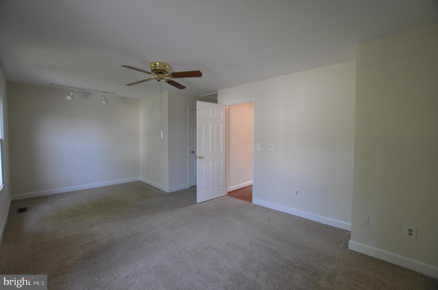 6154 JOUST LN, ALEXANDRIA, Virginia 22315, 2 Bedrooms Bedrooms, ,3 BathroomsBathrooms,Residential,For sale,6154 JOUST LN,VAFX2234268 MLS # VAFX2234268
