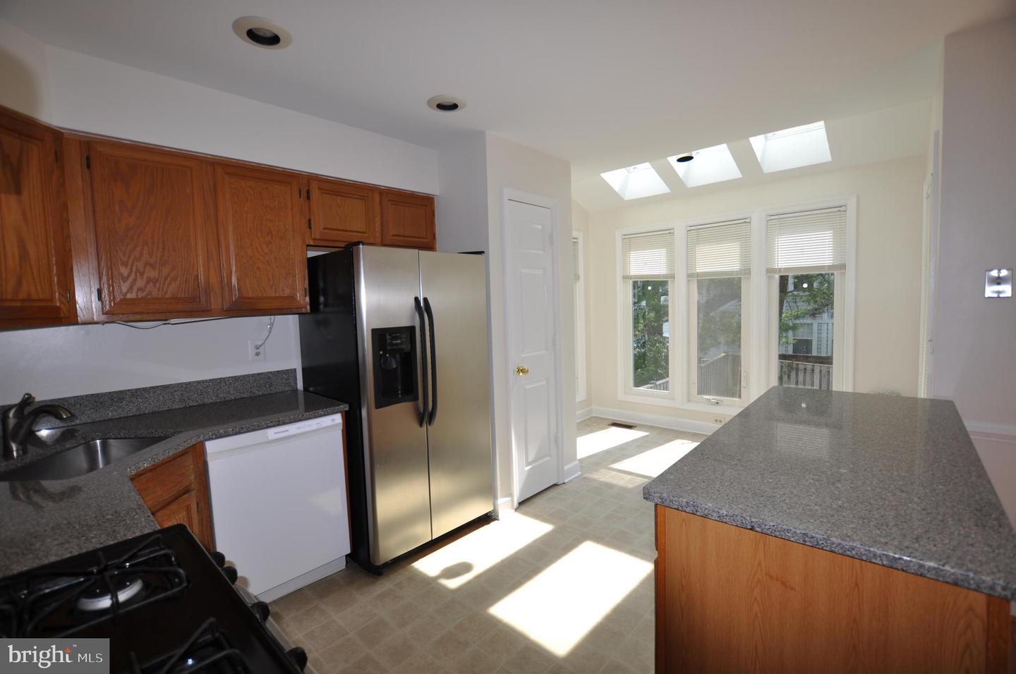 6154 JOUST LN, ALEXANDRIA, Virginia 22315, 2 Bedrooms Bedrooms, ,3 BathroomsBathrooms,Residential,For sale,6154 JOUST LN,VAFX2234268 MLS # VAFX2234268