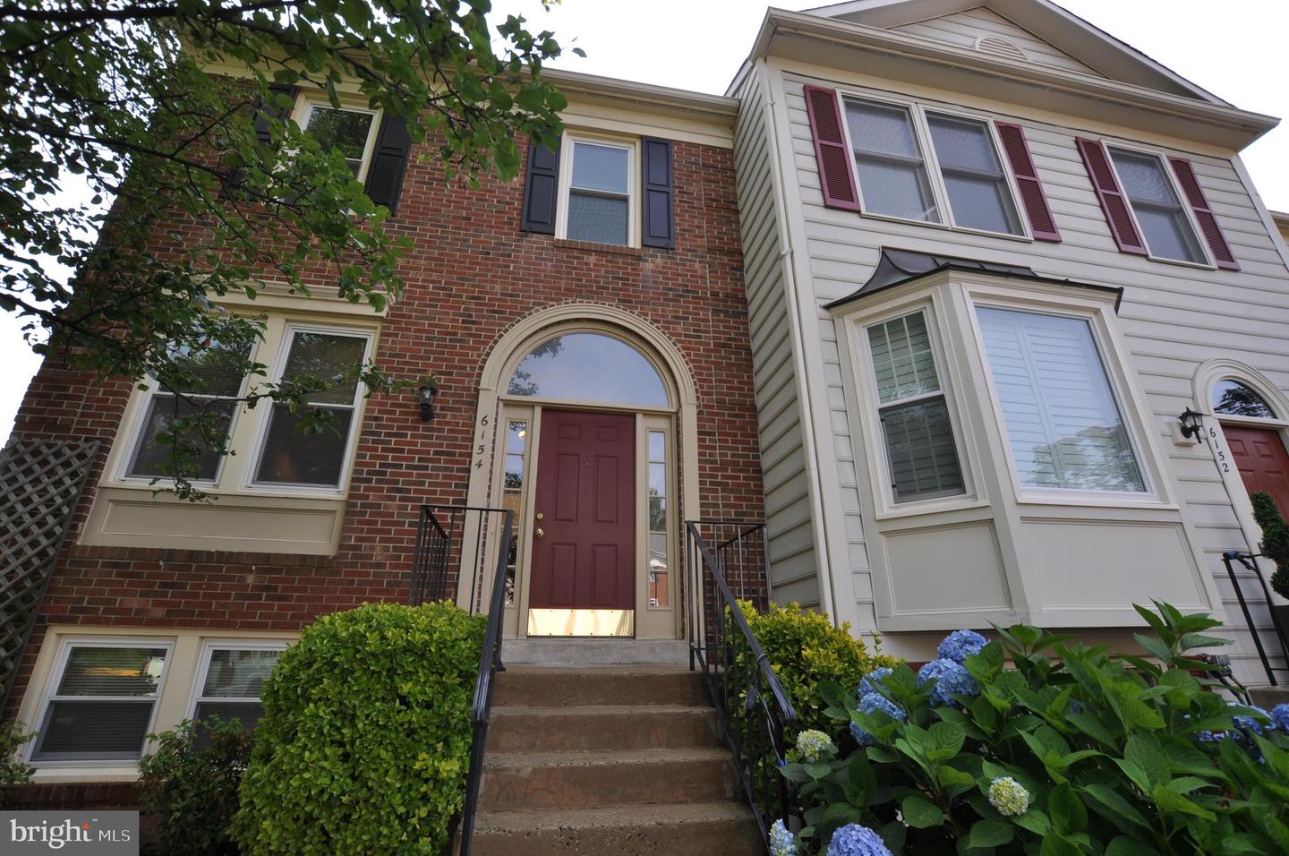 6154 JOUST LN, ALEXANDRIA, Virginia 22315, 2 Bedrooms Bedrooms, ,3 BathroomsBathrooms,Residential,For sale,6154 JOUST LN,VAFX2234268 MLS # VAFX2234268