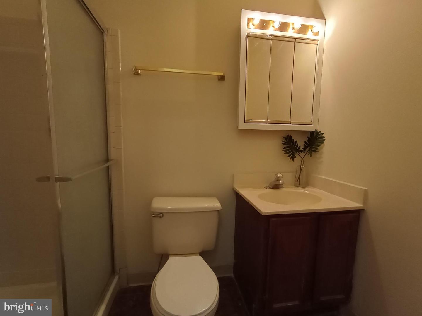 12724 INVERNESS WAY, WOODBRIDGE, Virginia 22192, 4 Bedrooms Bedrooms, ,2 BathroomsBathrooms,Residential,For sale,12724 INVERNESS WAY,VAPW2092444 MLS # VAPW2092444