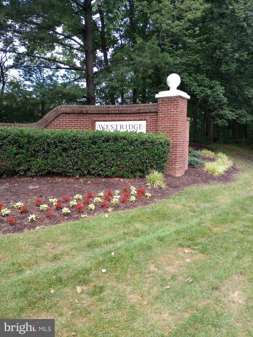 12724 INVERNESS WAY, WOODBRIDGE, Virginia 22192, 4 Bedrooms Bedrooms, ,2 BathroomsBathrooms,Residential,For sale,12724 INVERNESS WAY,VAPW2092444 MLS # VAPW2092444