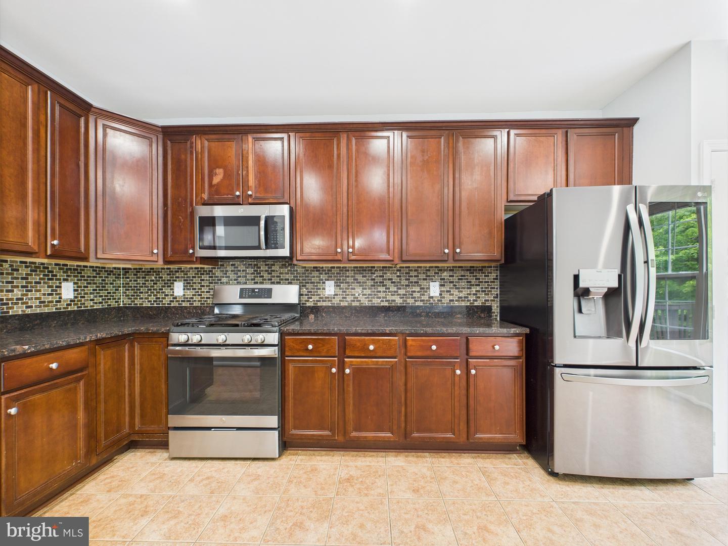 16558 RESERVOIR LOOP, DUMFRIES, Virginia 22026, 5 Bedrooms Bedrooms, ,3 BathroomsBathrooms,Residential,For sale,16558 RESERVOIR LOOP,VAPW2092522 MLS # VAPW2092522