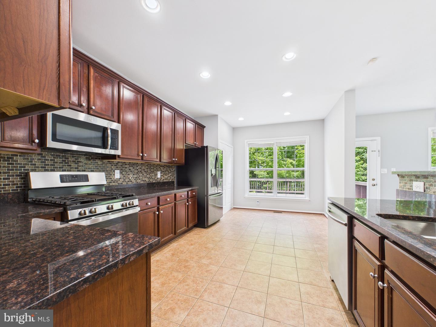 16558 RESERVOIR LOOP, DUMFRIES, Virginia 22026, 5 Bedrooms Bedrooms, ,3 BathroomsBathrooms,Residential,For sale,16558 RESERVOIR LOOP,VAPW2092522 MLS # VAPW2092522