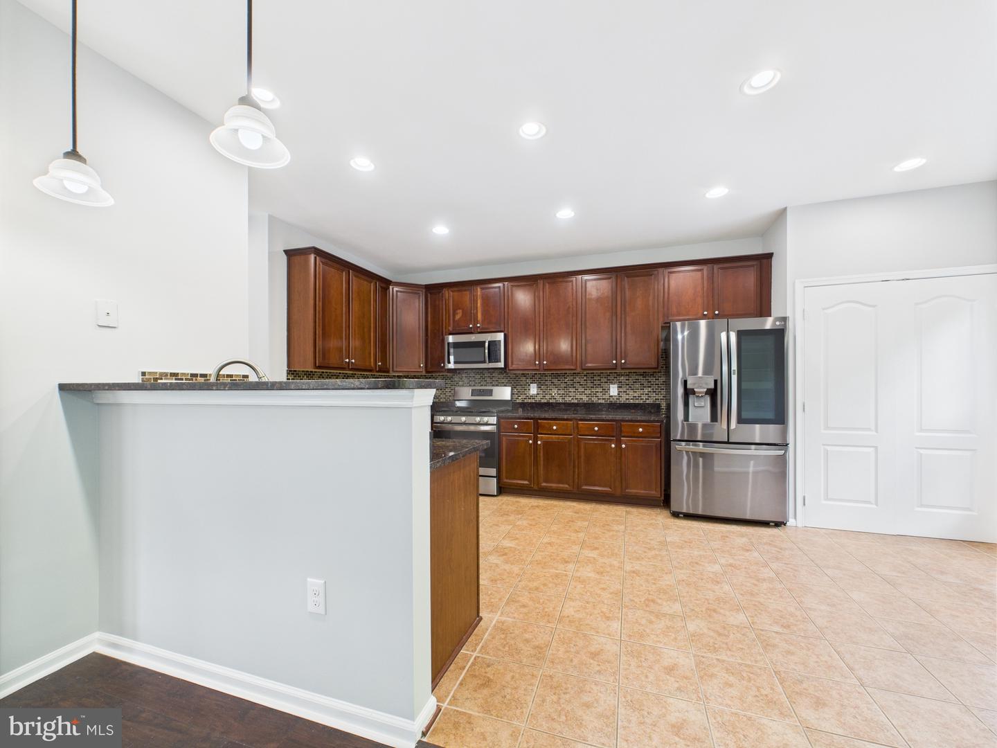 16558 RESERVOIR LOOP, DUMFRIES, Virginia 22026, 5 Bedrooms Bedrooms, ,3 BathroomsBathrooms,Residential,For sale,16558 RESERVOIR LOOP,VAPW2092522 MLS # VAPW2092522