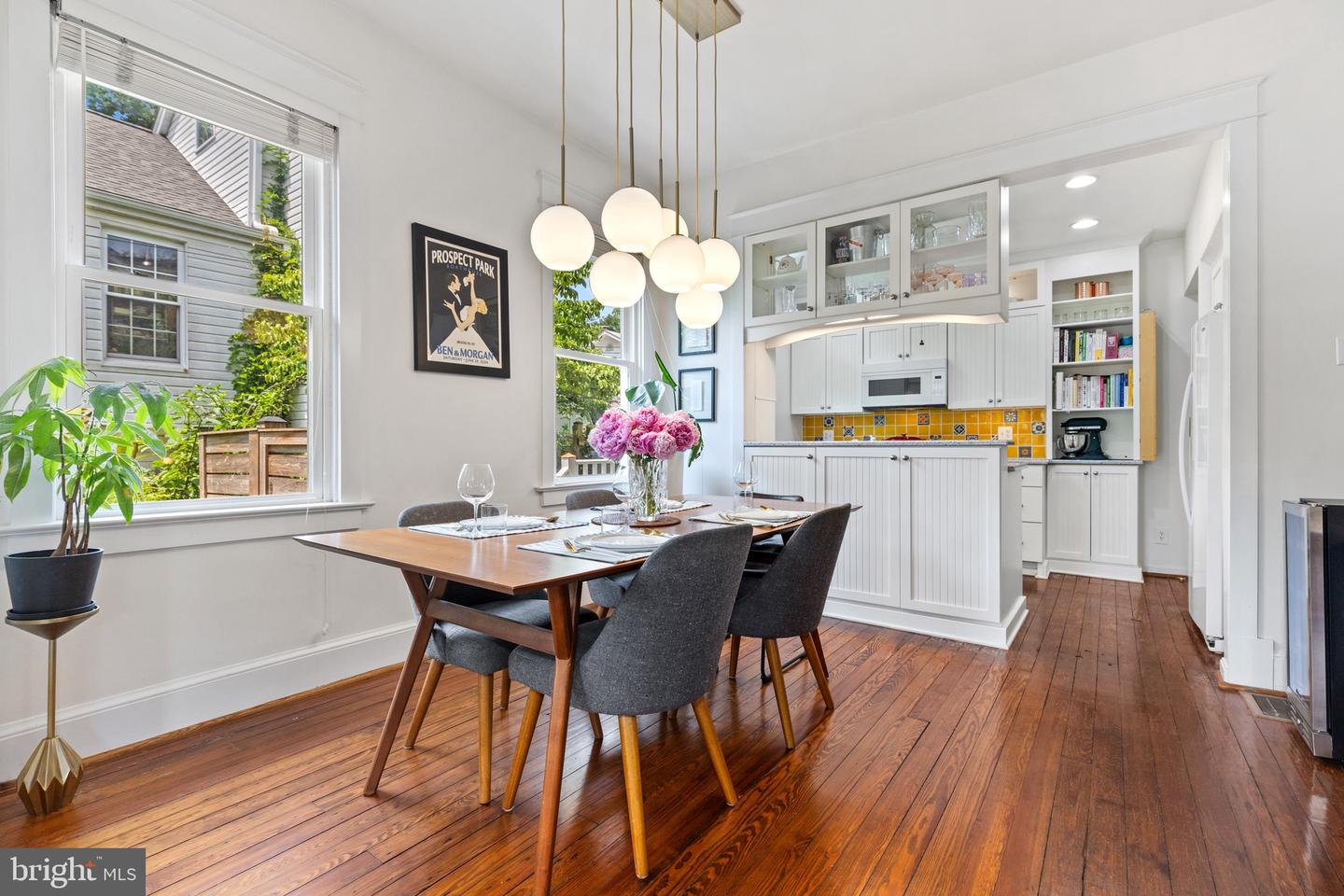 19 W WYATT AVE, ALEXANDRIA, Virginia 22301, 4 Bedrooms Bedrooms, ,3 BathroomsBathrooms,Residential,For sale,19 W WYATT AVE,VAAX2044468 MLS # VAAX2044468