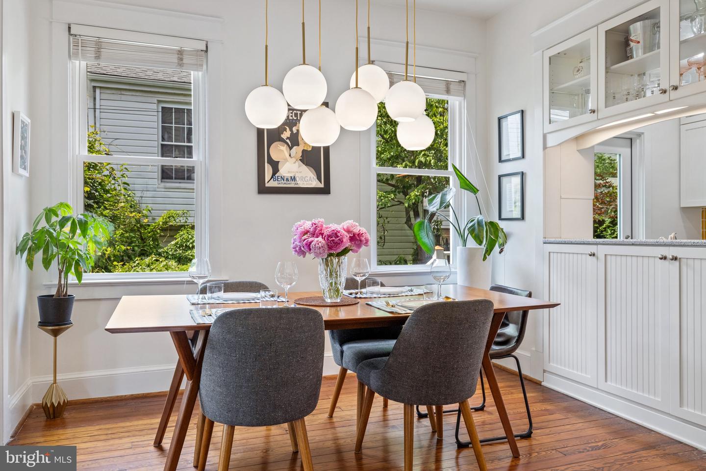 19 W WYATT AVE, ALEXANDRIA, Virginia 22301, 4 Bedrooms Bedrooms, ,3 BathroomsBathrooms,Residential,For sale,19 W WYATT AVE,VAAX2044468 MLS # VAAX2044468