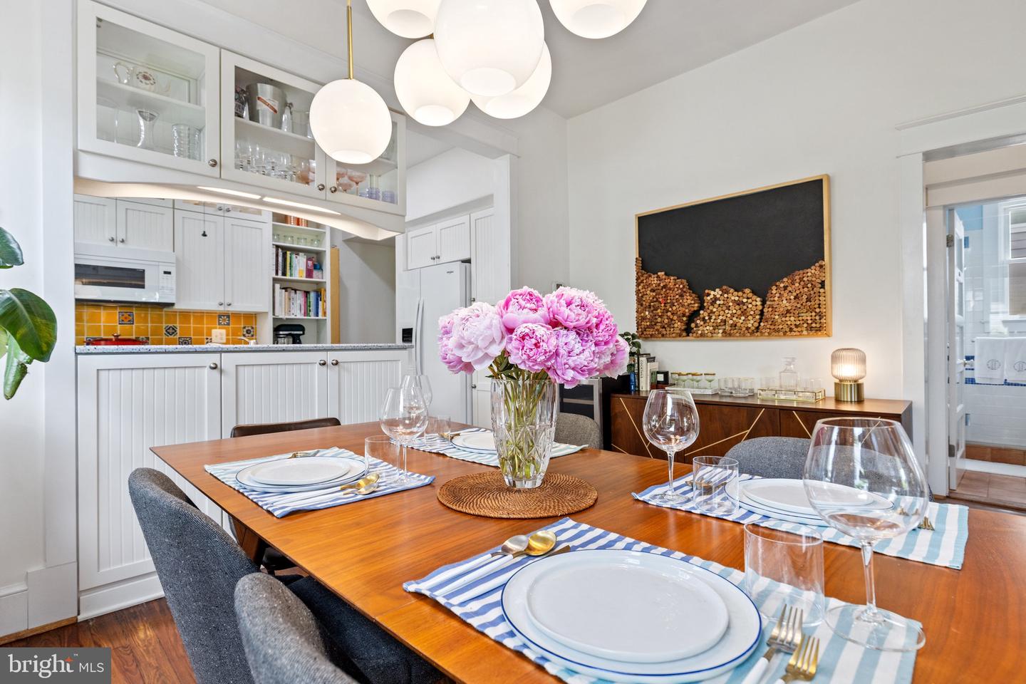 19 W WYATT AVE, ALEXANDRIA, Virginia 22301, 4 Bedrooms Bedrooms, ,3 BathroomsBathrooms,Residential,For sale,19 W WYATT AVE,VAAX2044468 MLS # VAAX2044468