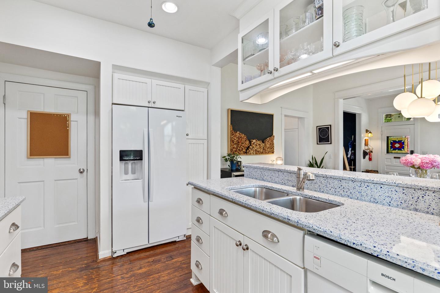 19 W WYATT AVE, ALEXANDRIA, Virginia 22301, 4 Bedrooms Bedrooms, ,3 BathroomsBathrooms,Residential,For sale,19 W WYATT AVE,VAAX2044468 MLS # VAAX2044468