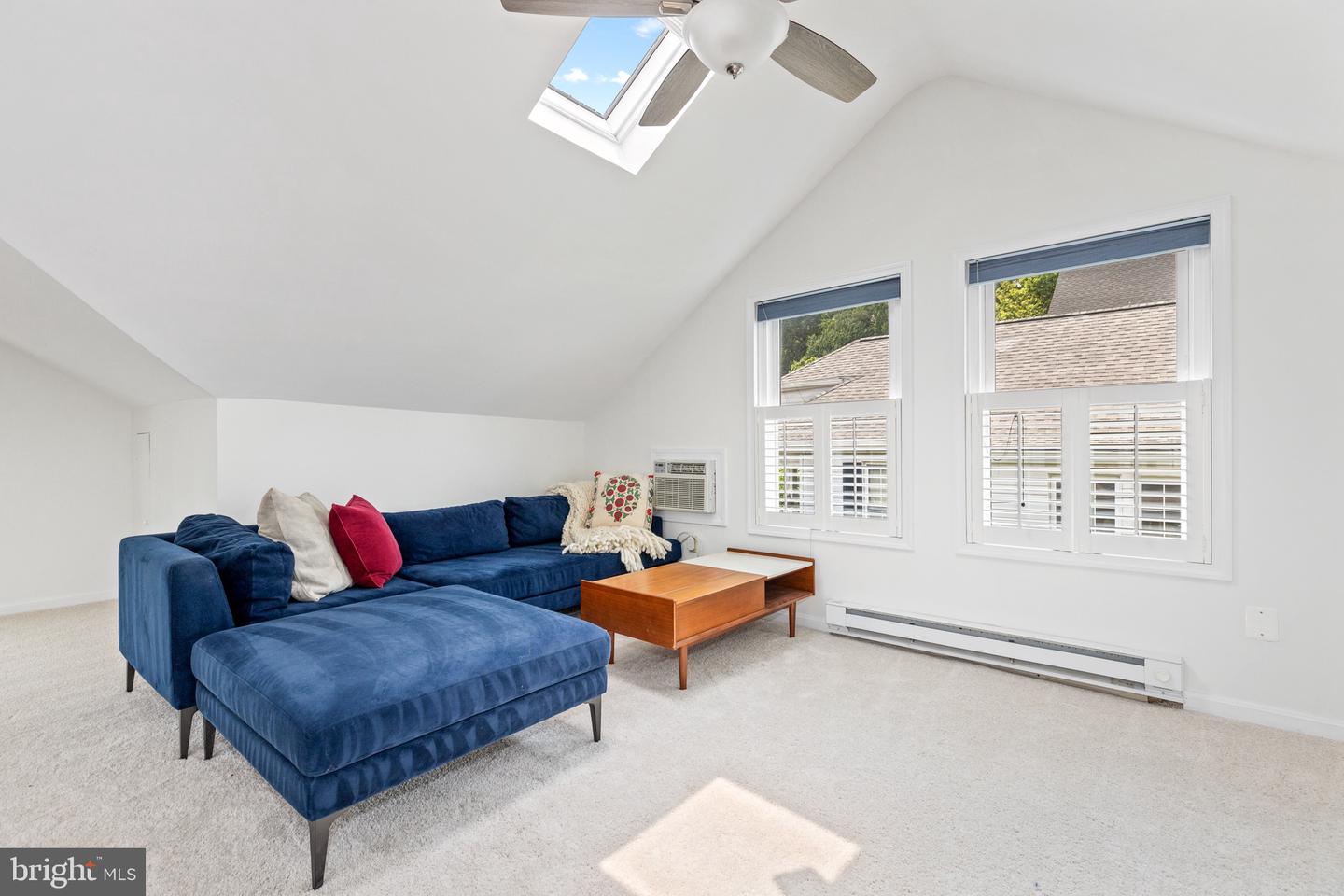 19 W WYATT AVE, ALEXANDRIA, Virginia 22301, 4 Bedrooms Bedrooms, ,3 BathroomsBathrooms,Residential,For sale,19 W WYATT AVE,VAAX2044468 MLS # VAAX2044468