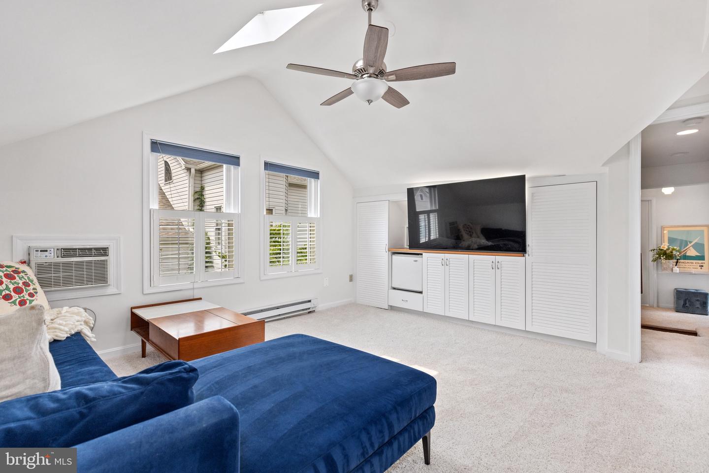 19 W WYATT AVE, ALEXANDRIA, Virginia 22301, 4 Bedrooms Bedrooms, ,3 BathroomsBathrooms,Residential,For sale,19 W WYATT AVE,VAAX2044468 MLS # VAAX2044468