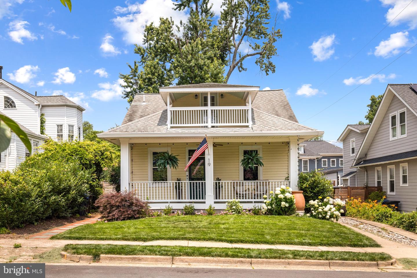 19 W WYATT AVE, ALEXANDRIA, Virginia 22301, 4 Bedrooms Bedrooms, ,3 BathroomsBathrooms,Residential,For sale,19 W WYATT AVE,VAAX2044468 MLS # VAAX2044468