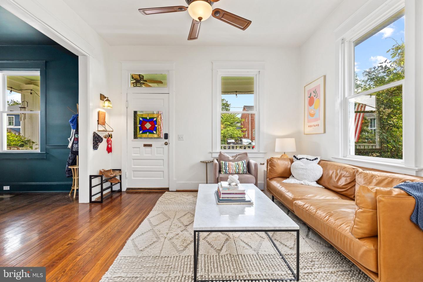 19 W WYATT AVE, ALEXANDRIA, Virginia 22301, 4 Bedrooms Bedrooms, ,3 BathroomsBathrooms,Residential,For sale,19 W WYATT AVE,VAAX2044468 MLS # VAAX2044468