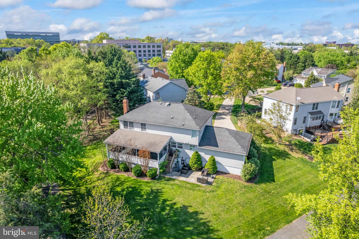 2206 MILBURN LN, RESTON, Virginia 20191, 5 Bedrooms Bedrooms, ,3 BathroomsBathrooms,Residential,For sale,2206 MILBURN LN,VAFX2236182 MLS # VAFX2236182