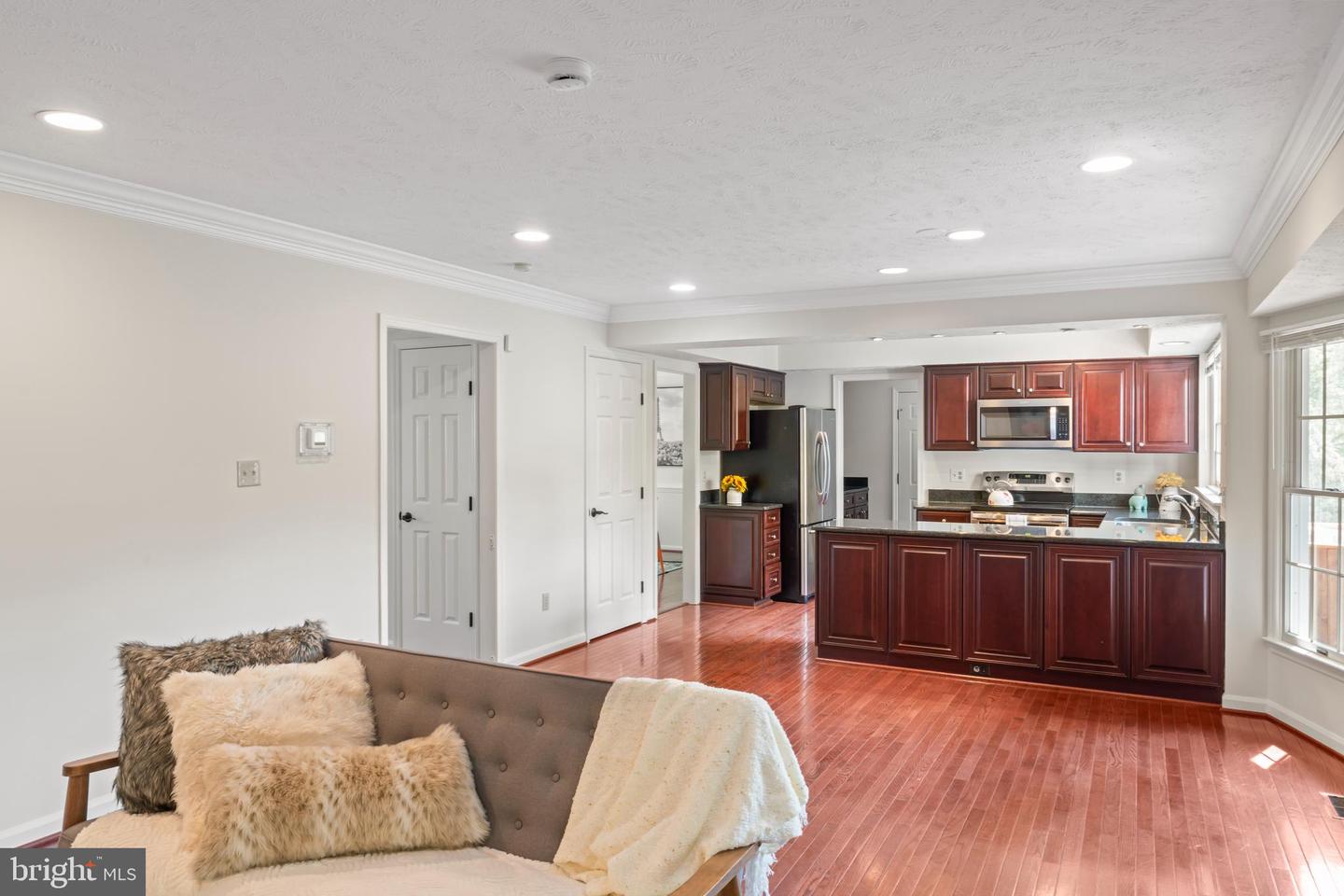2206 MILBURN LN, RESTON, Virginia 20191, 5 Bedrooms Bedrooms, ,3 BathroomsBathrooms,Residential,For sale,2206 MILBURN LN,VAFX2236182 MLS # VAFX2236182