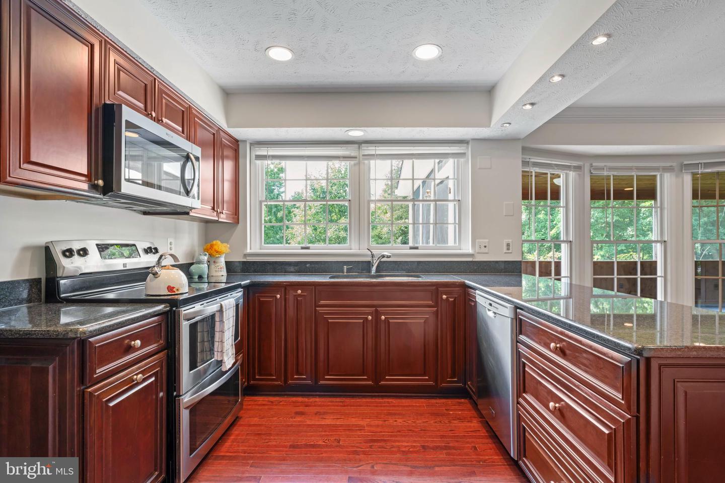 2206 MILBURN LN, RESTON, Virginia 20191, 5 Bedrooms Bedrooms, ,3 BathroomsBathrooms,Residential,For sale,2206 MILBURN LN,VAFX2236182 MLS # VAFX2236182