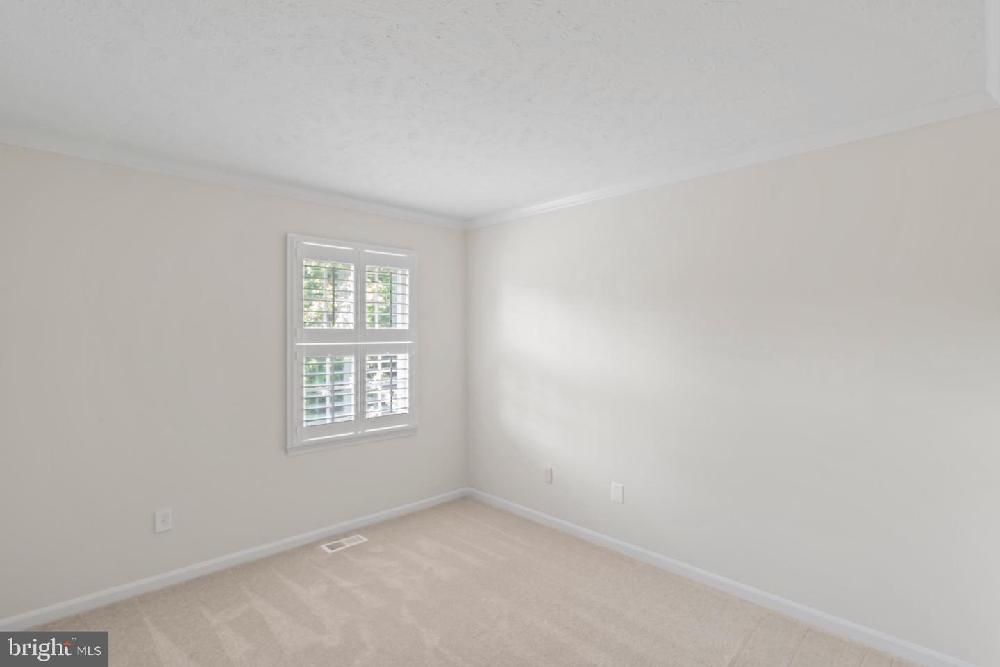 2206 MILBURN LN, RESTON, Virginia 20191, 5 Bedrooms Bedrooms, ,3 BathroomsBathrooms,Residential,For sale,2206 MILBURN LN,VAFX2236182 MLS # VAFX2236182