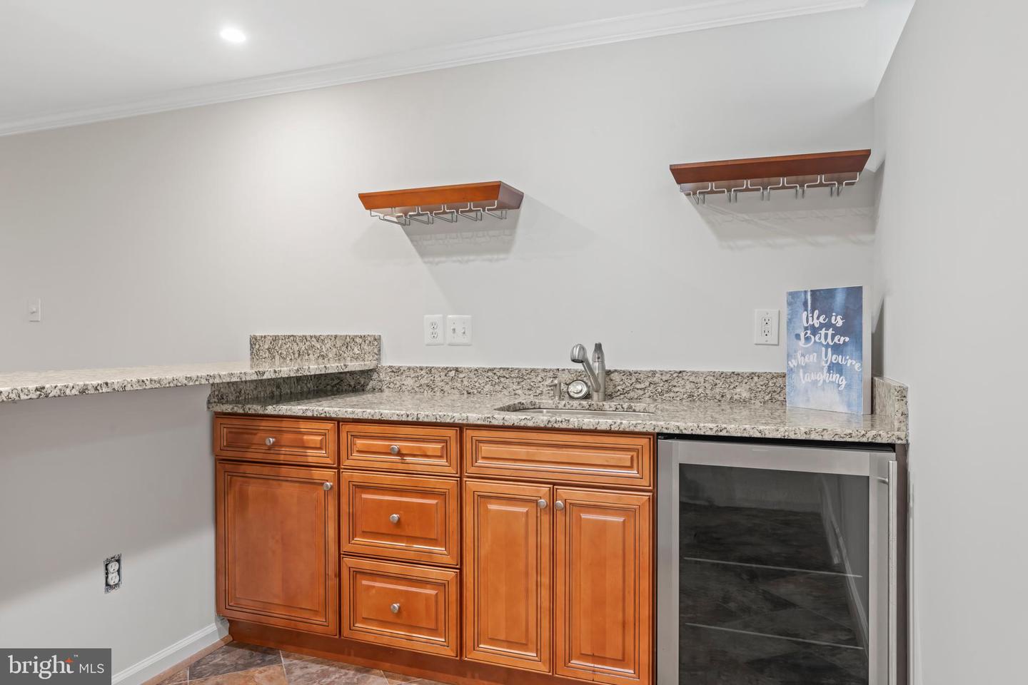 2206 MILBURN LN, RESTON, Virginia 20191, 5 Bedrooms Bedrooms, ,3 BathroomsBathrooms,Residential,For sale,2206 MILBURN LN,VAFX2236182 MLS # VAFX2236182