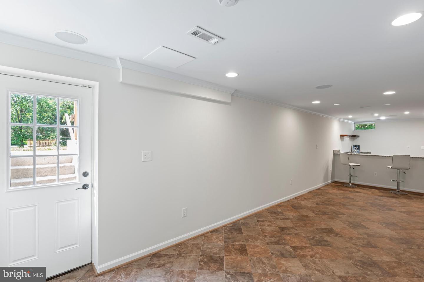 2206 MILBURN LN, RESTON, Virginia 20191, 5 Bedrooms Bedrooms, ,3 BathroomsBathrooms,Residential,For sale,2206 MILBURN LN,VAFX2236182 MLS # VAFX2236182