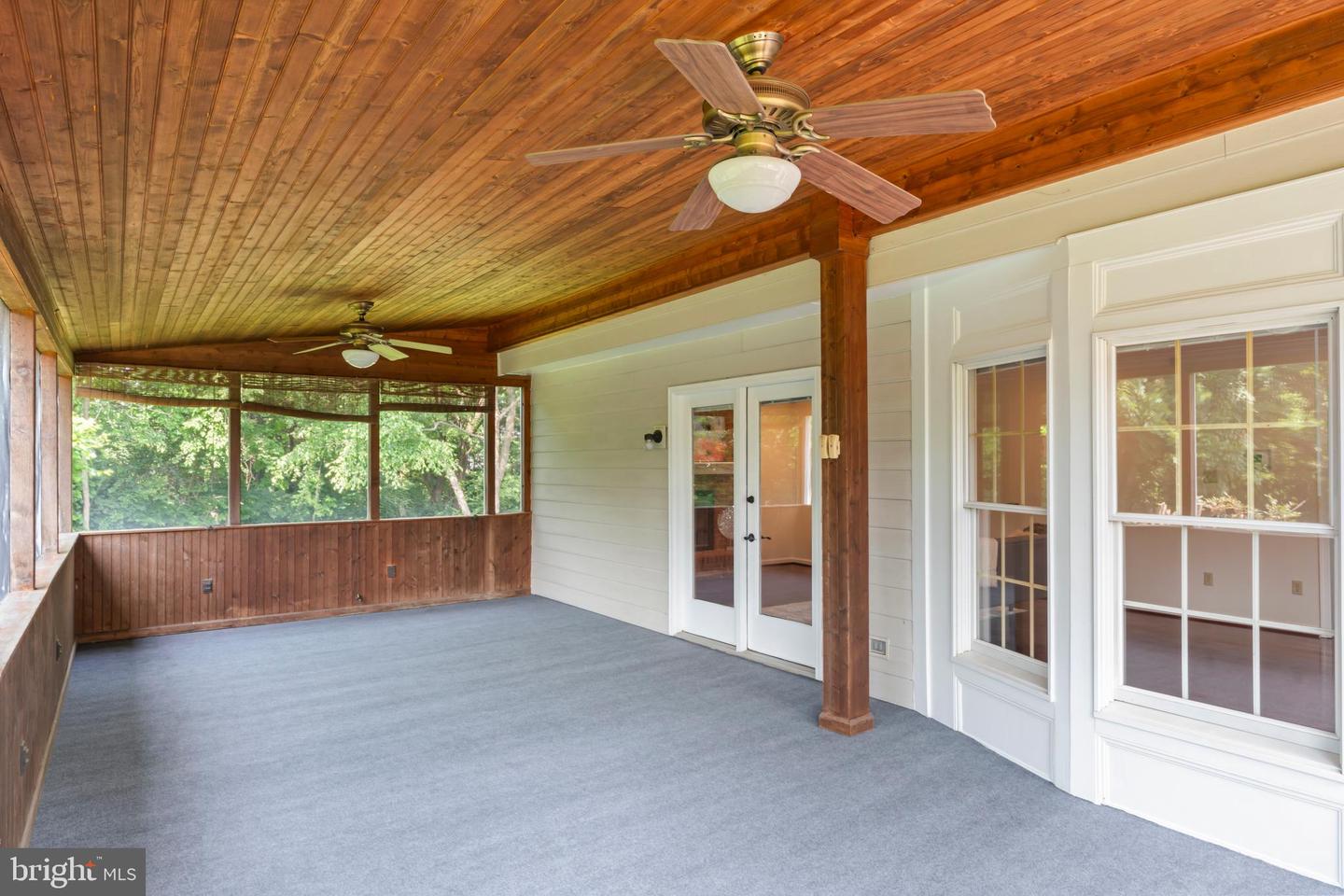 2206 MILBURN LN, RESTON, Virginia 20191, 5 Bedrooms Bedrooms, ,3 BathroomsBathrooms,Residential,For sale,2206 MILBURN LN,VAFX2236182 MLS # VAFX2236182