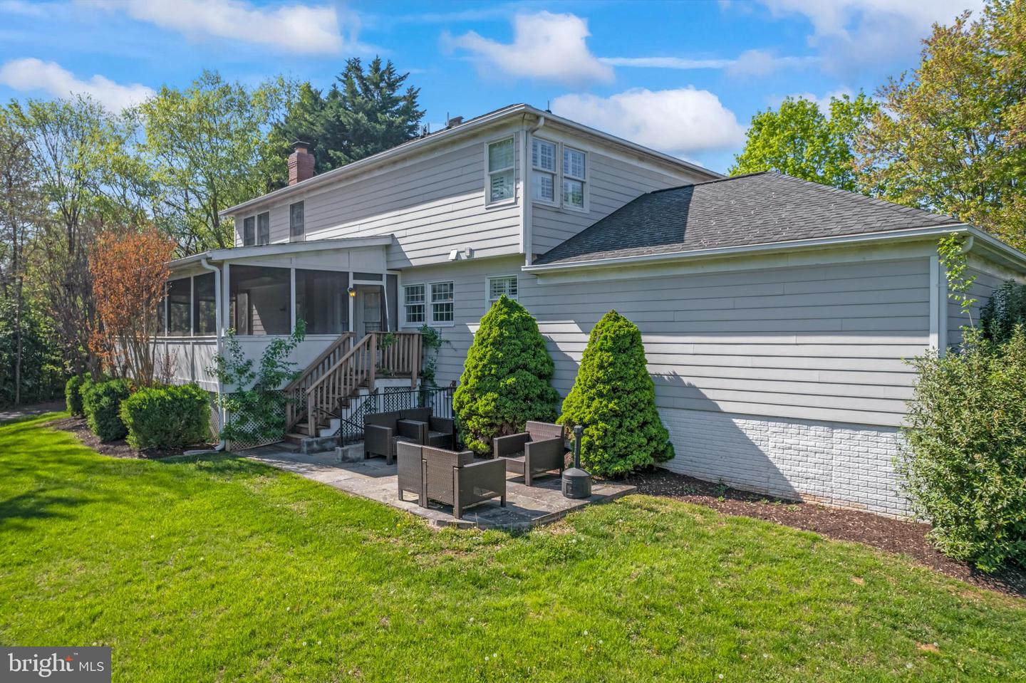 2206 MILBURN LN, RESTON, Virginia 20191, 5 Bedrooms Bedrooms, ,3 BathroomsBathrooms,Residential,For sale,2206 MILBURN LN,VAFX2236182 MLS # VAFX2236182
