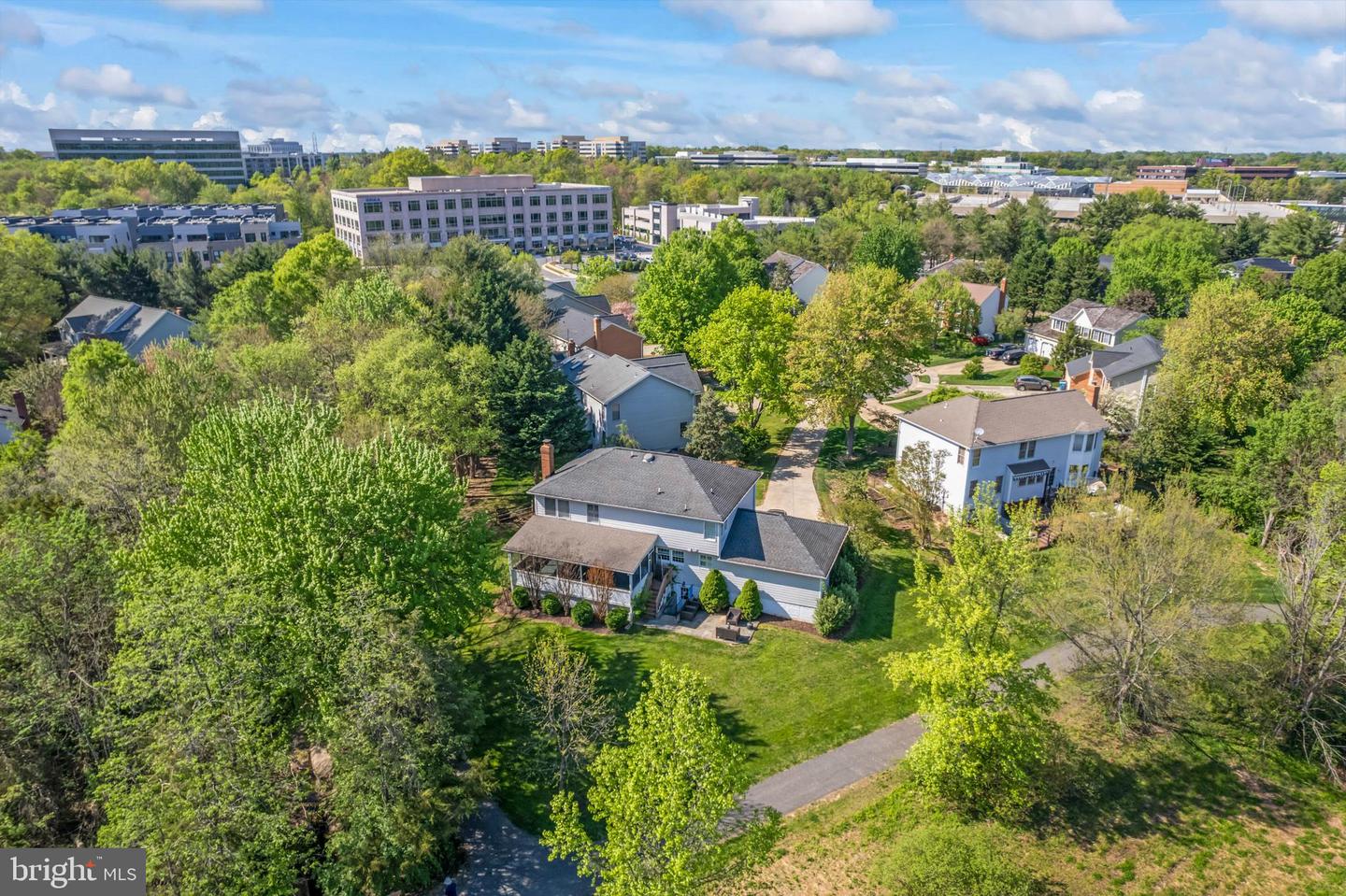 2206 MILBURN LN, RESTON, Virginia 20191, 5 Bedrooms Bedrooms, ,3 BathroomsBathrooms,Residential,For sale,2206 MILBURN LN,VAFX2236182 MLS # VAFX2236182