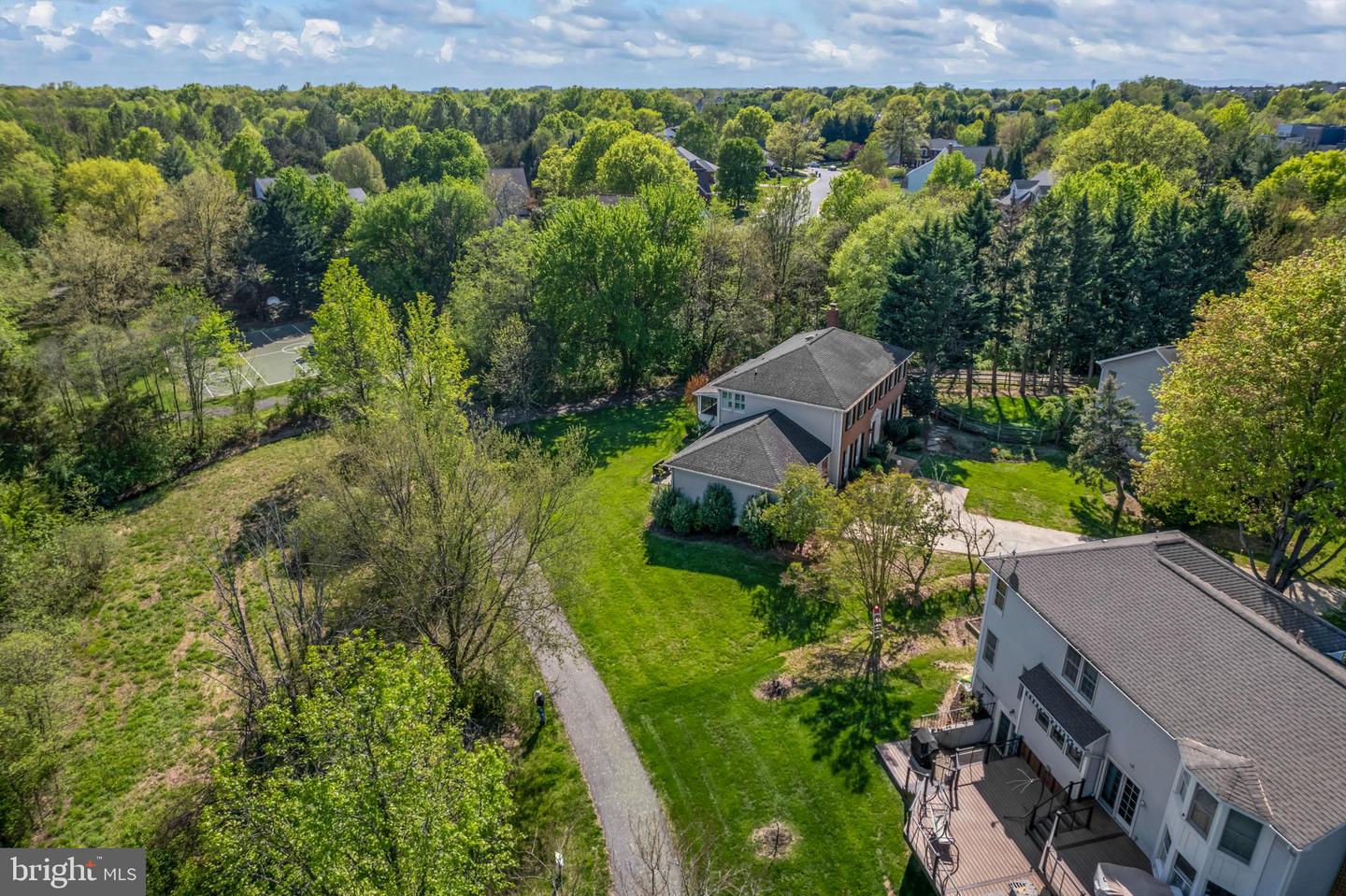 2206 MILBURN LN, RESTON, Virginia 20191, 5 Bedrooms Bedrooms, ,3 BathroomsBathrooms,Residential,For sale,2206 MILBURN LN,VAFX2236182 MLS # VAFX2236182