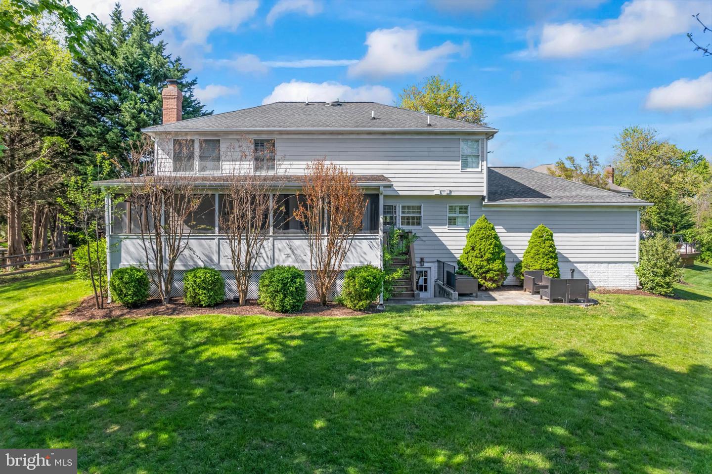 2206 MILBURN LN, RESTON, Virginia 20191, 5 Bedrooms Bedrooms, ,3 BathroomsBathrooms,Residential,For sale,2206 MILBURN LN,VAFX2236182 MLS # VAFX2236182