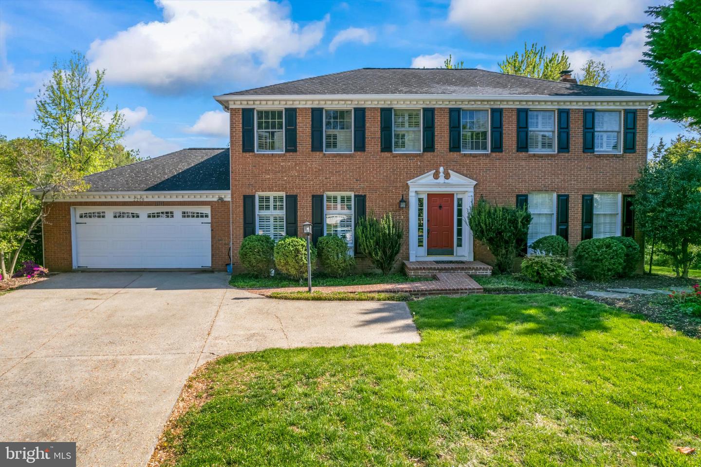 2206 MILBURN LN, RESTON, Virginia 20191, 5 Bedrooms Bedrooms, ,3 BathroomsBathrooms,Residential,For sale,2206 MILBURN LN,VAFX2236182 MLS # VAFX2236182