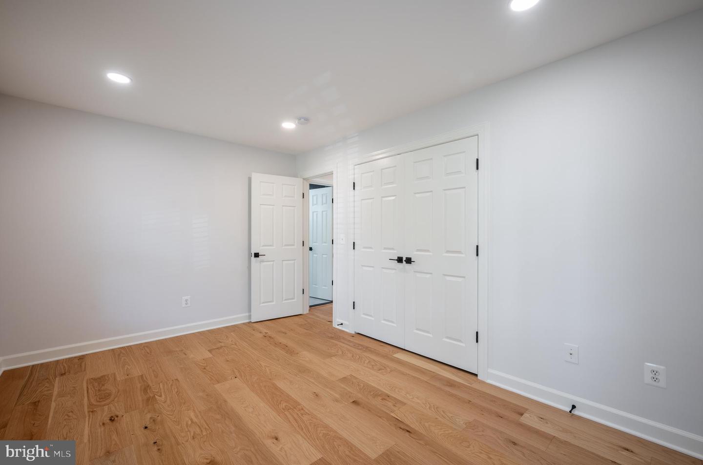 20518 SWECKER FARM PL, STERLING, Virginia 20165, 3 Bedrooms Bedrooms, ,2 BathroomsBathrooms,Residential,For sale,20518 SWECKER FARM PL,VALO2094730 MLS # VALO2094730
