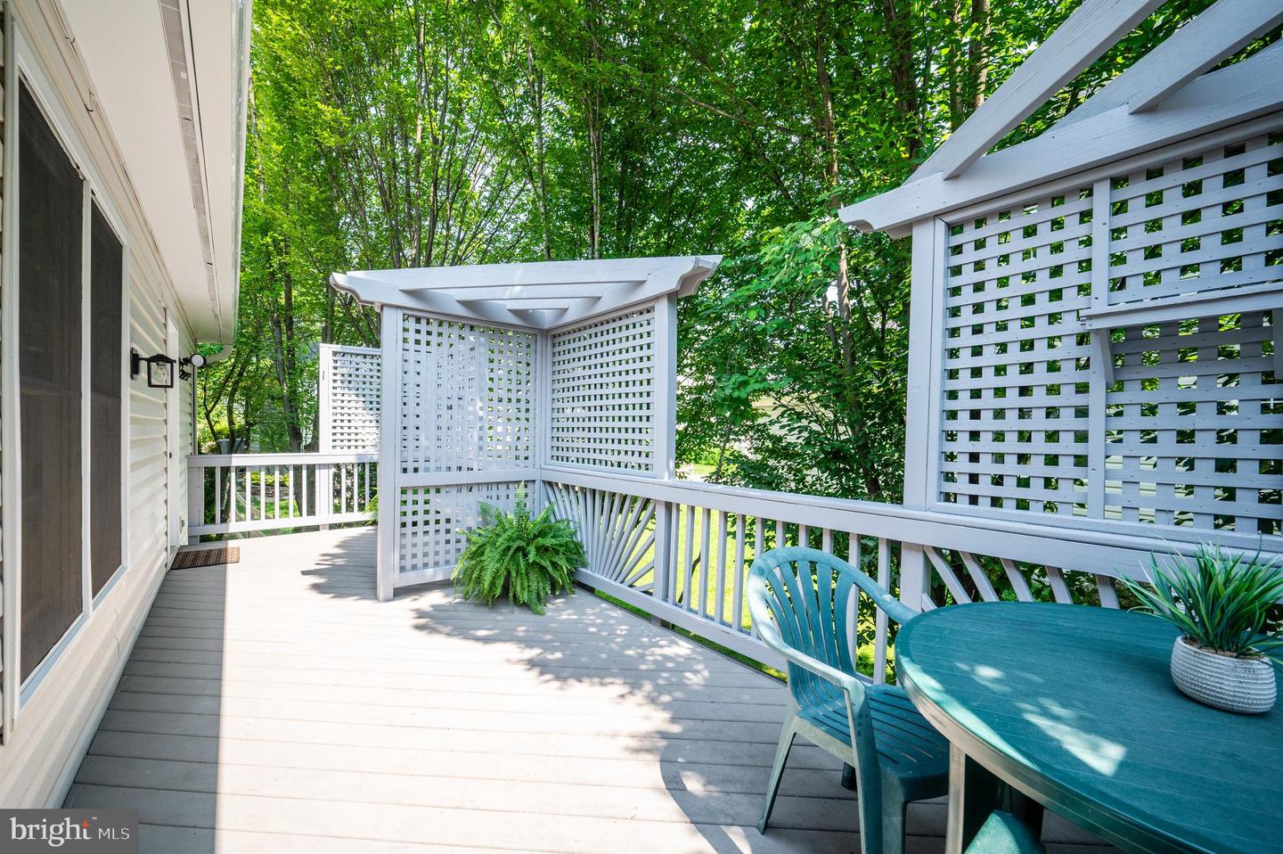 20518 SWECKER FARM PL, STERLING, Virginia 20165, 3 Bedrooms Bedrooms, ,2 BathroomsBathrooms,Residential,For sale,20518 SWECKER FARM PL,VALO2094730 MLS # VALO2094730