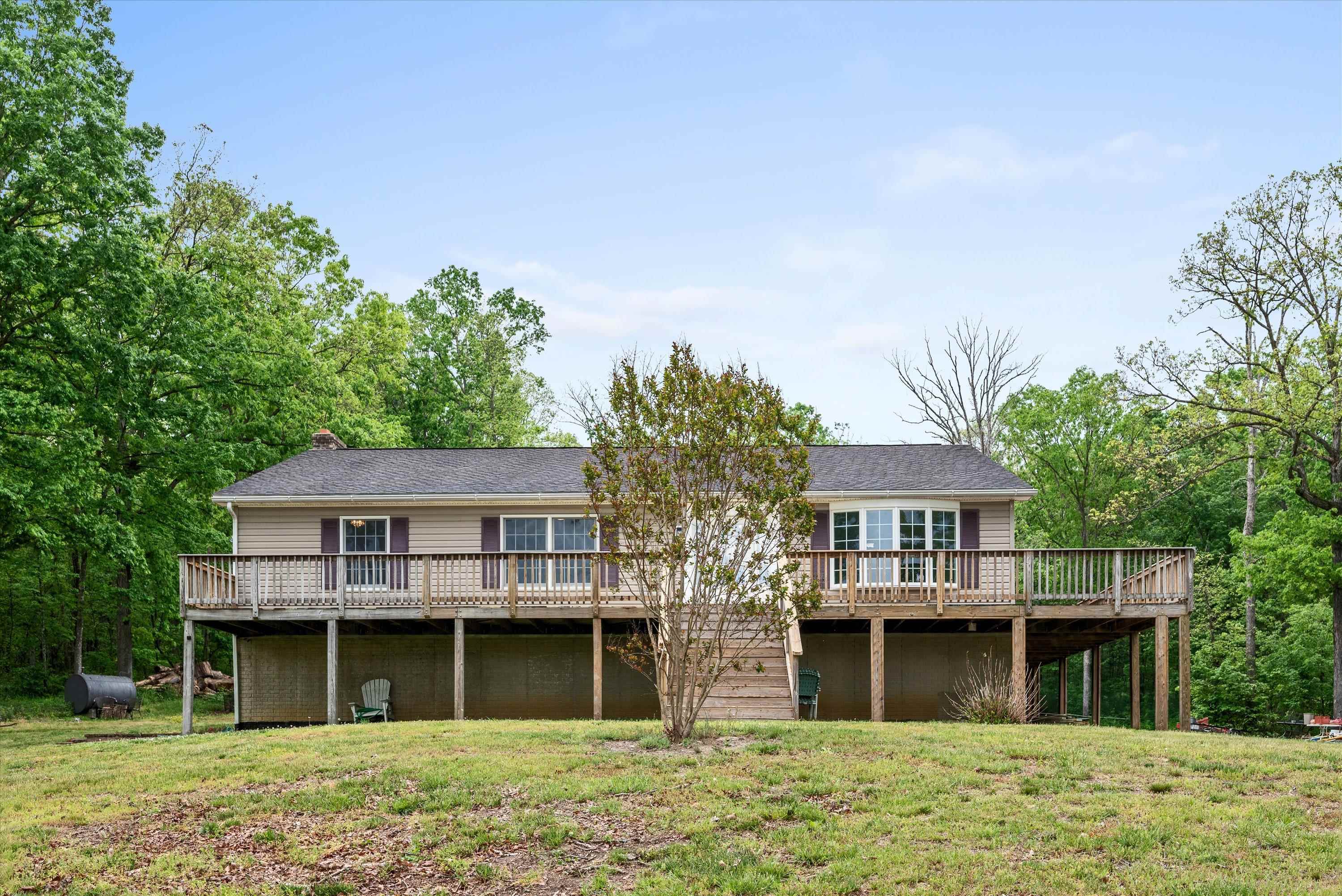 246 LOCUST LN, EDINBURG, Virginia 22824, 5 Bedrooms Bedrooms, ,3 BathroomsBathrooms,Residential,246 LOCUST LN,665736 MLS # 665736