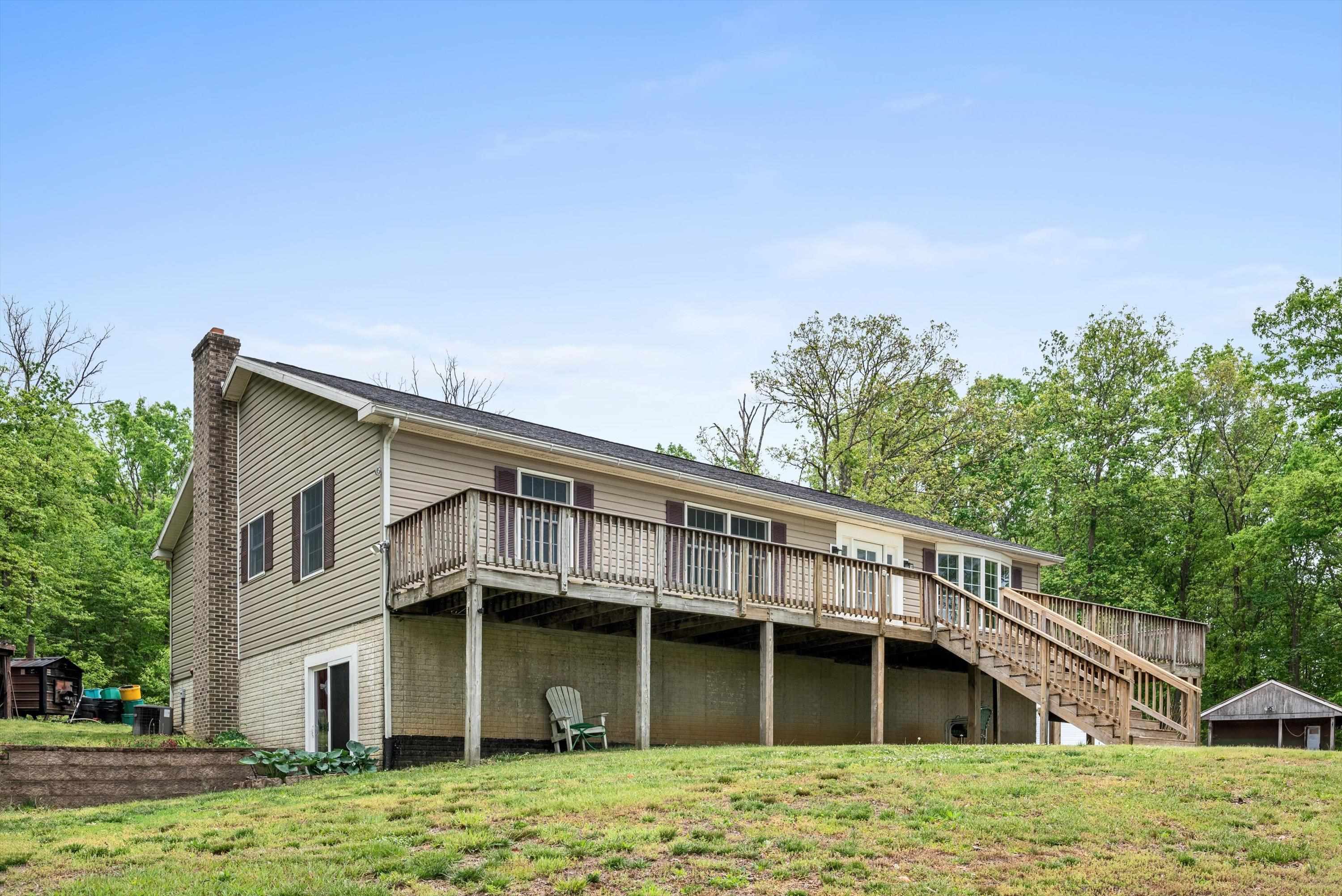 246 LOCUST LN, EDINBURG, Virginia 22824, 5 Bedrooms Bedrooms, ,3 BathroomsBathrooms,Residential,246 LOCUST LN,665736 MLS # 665736