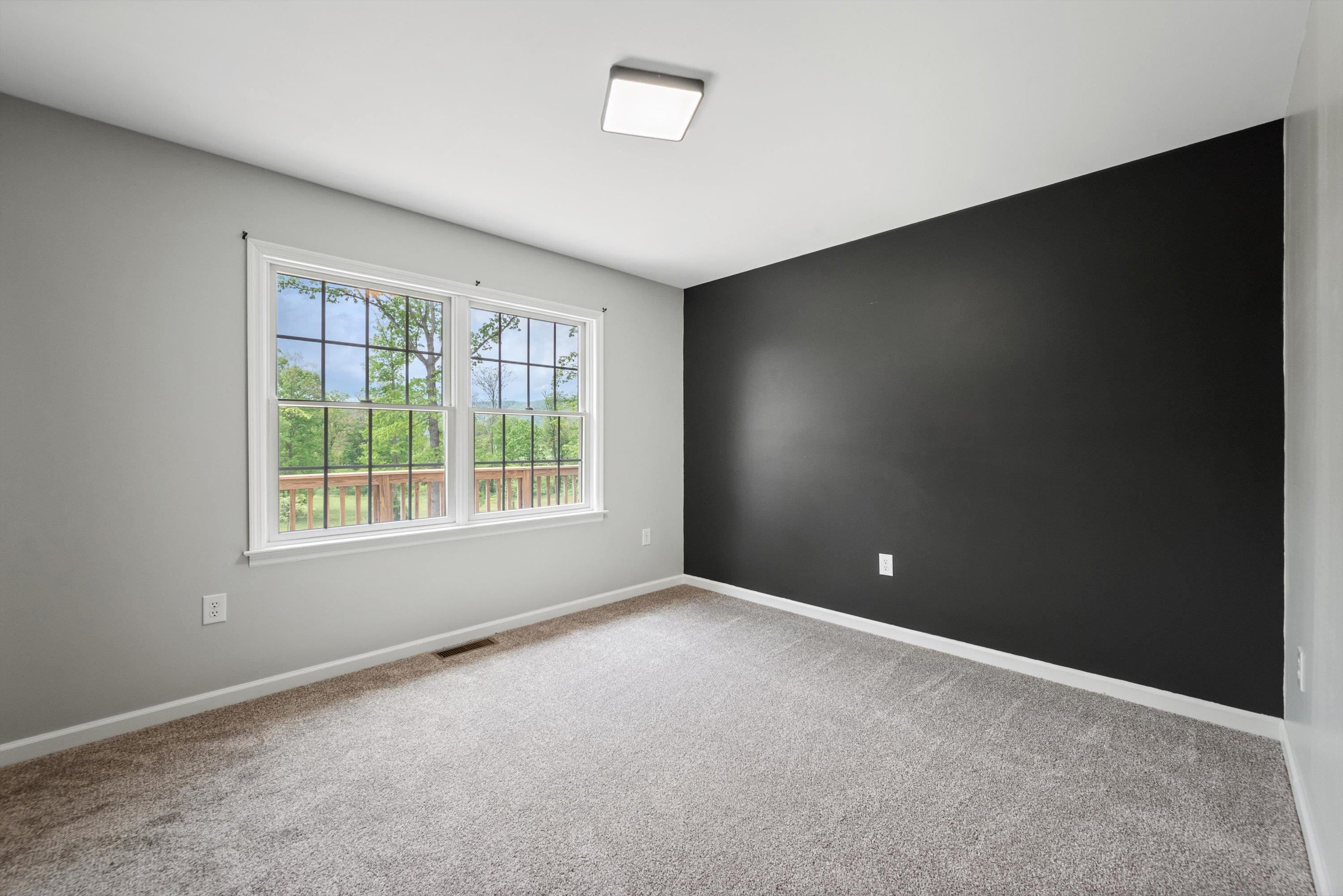 246 LOCUST LN, EDINBURG, Virginia 22824, 5 Bedrooms Bedrooms, ,3 BathroomsBathrooms,Residential,246 LOCUST LN,665736 MLS # 665736