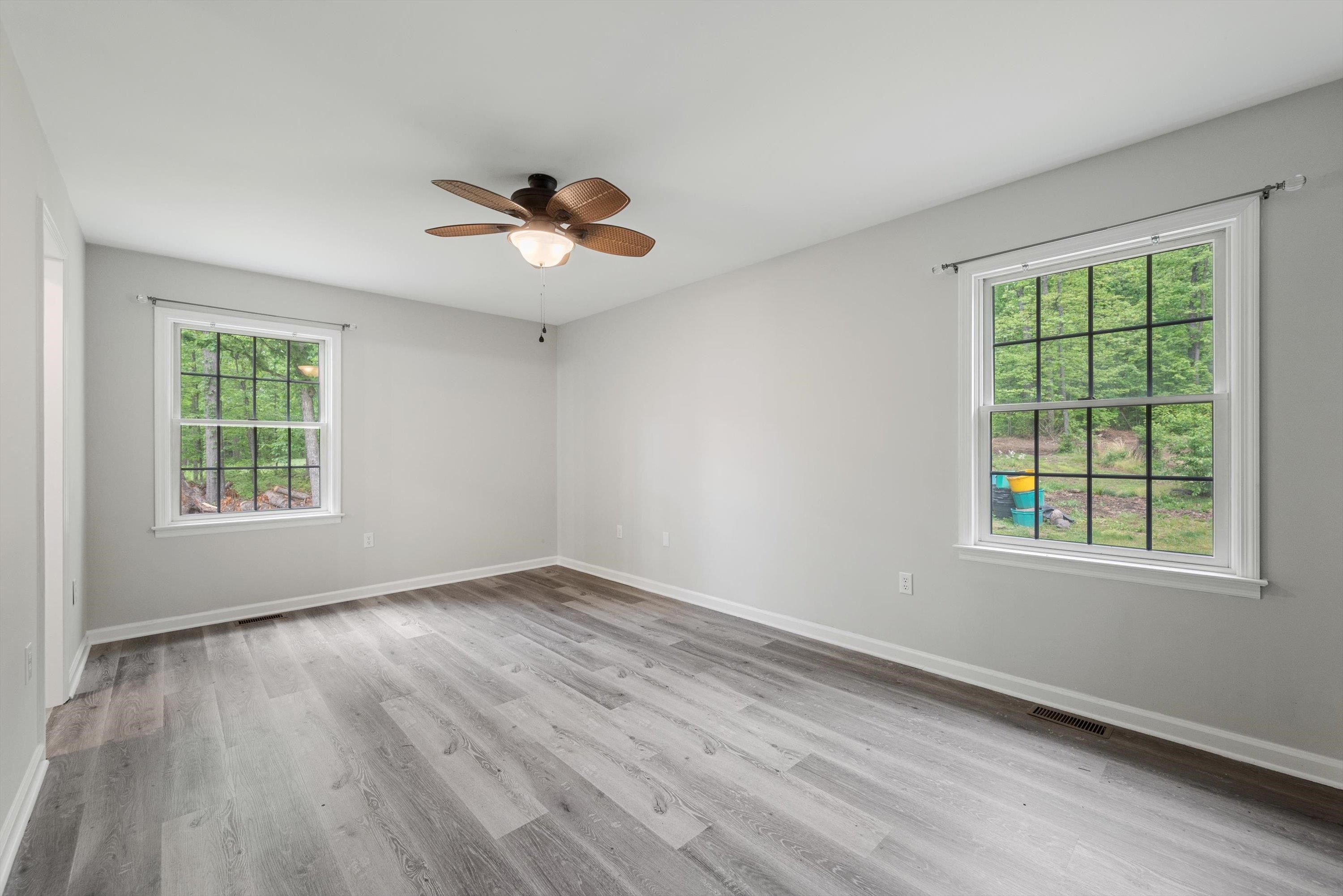 246 LOCUST LN, EDINBURG, Virginia 22824, 5 Bedrooms Bedrooms, ,3 BathroomsBathrooms,Residential,246 LOCUST LN,665736 MLS # 665736