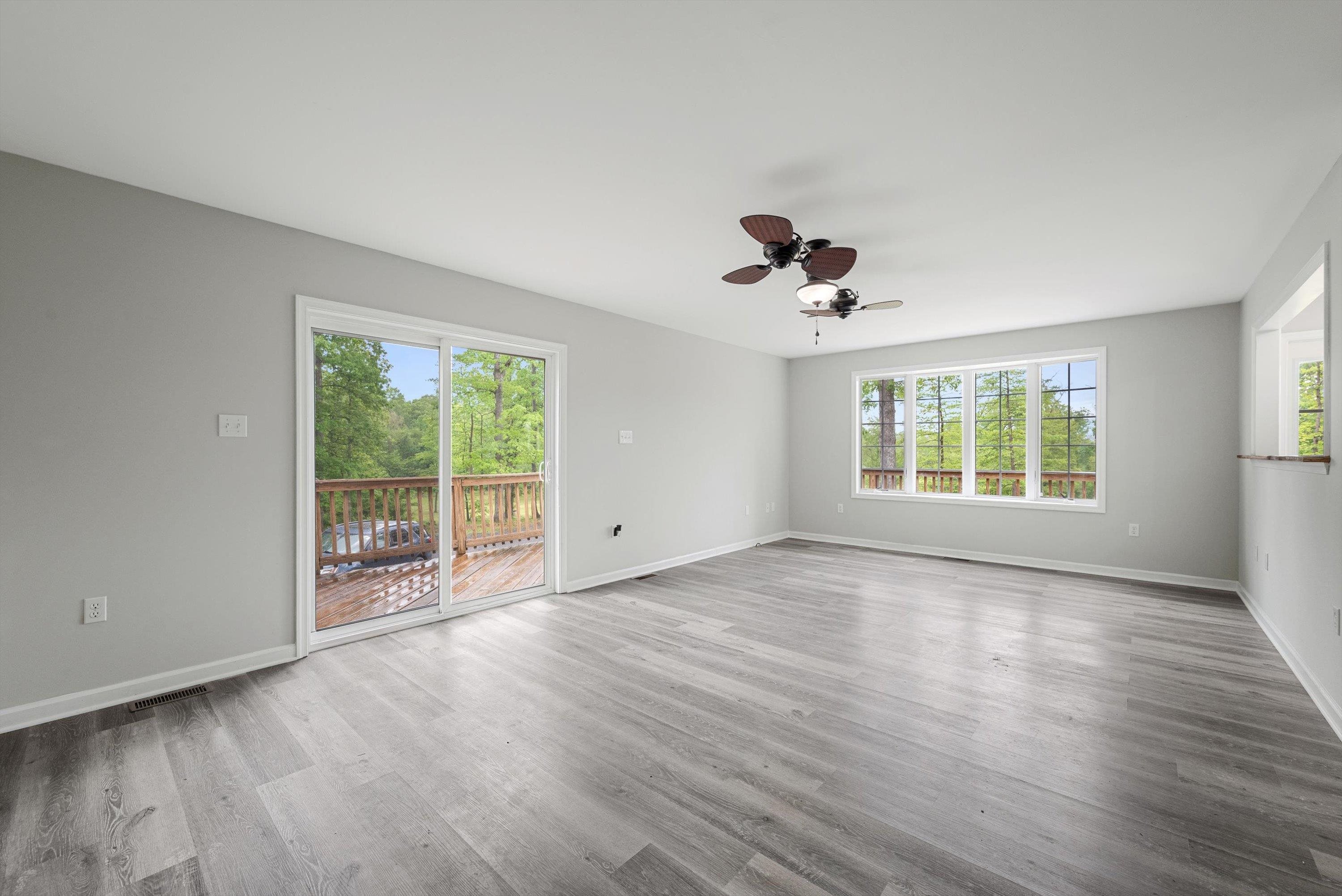 246 LOCUST LN, EDINBURG, Virginia 22824, 5 Bedrooms Bedrooms, ,3 BathroomsBathrooms,Residential,246 LOCUST LN,665736 MLS # 665736