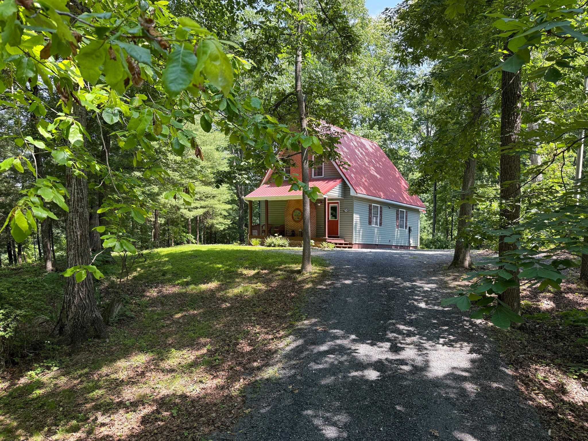 323 DEER TRAIL DR, GREENVILLE, Virginia 24440, 3 Bedrooms Bedrooms, ,2 BathroomsBathrooms,Residential,323 DEER TRAIL DR,665737 MLS # 665737