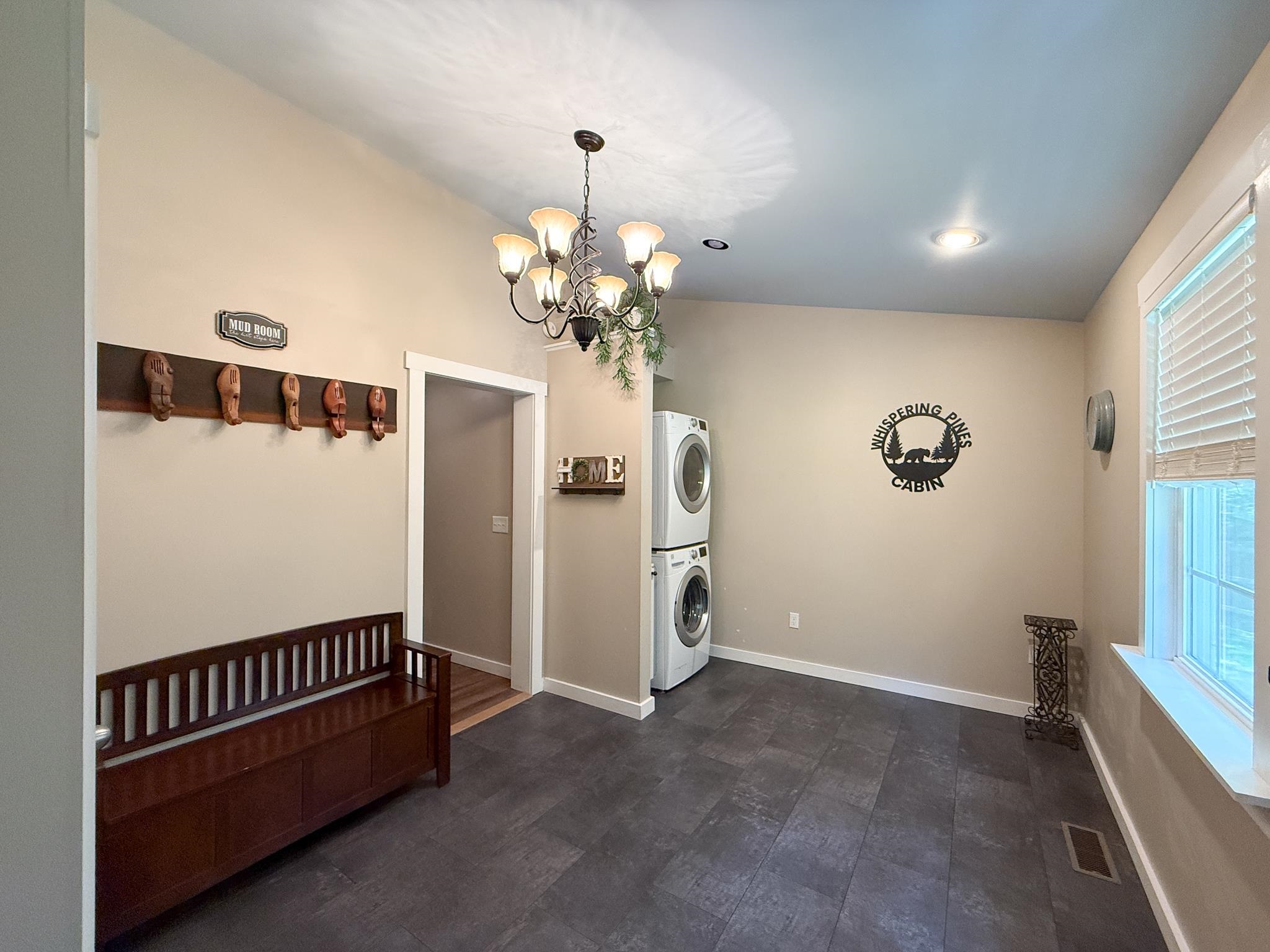 323 DEER TRAIL DR, GREENVILLE, Virginia 24440, 3 Bedrooms Bedrooms, ,2 BathroomsBathrooms,Residential,323 DEER TRAIL DR,665737 MLS # 665737