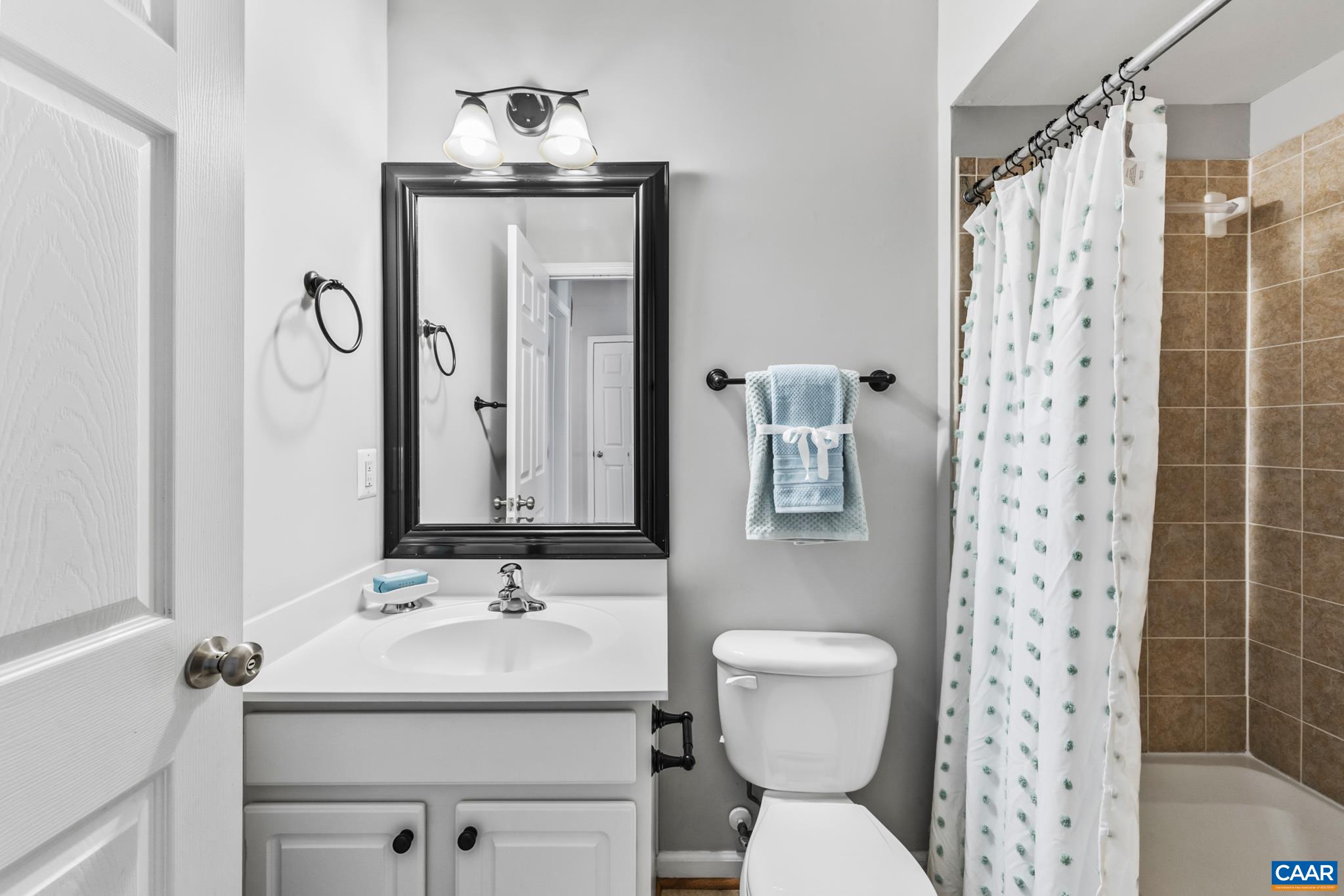 917 BING LN, CHARLOTTESVILLE, Virginia 22903, 4 Bedrooms Bedrooms, ,3 BathroomsBathrooms,Residential,917 BING LN,665740 MLS # 665740