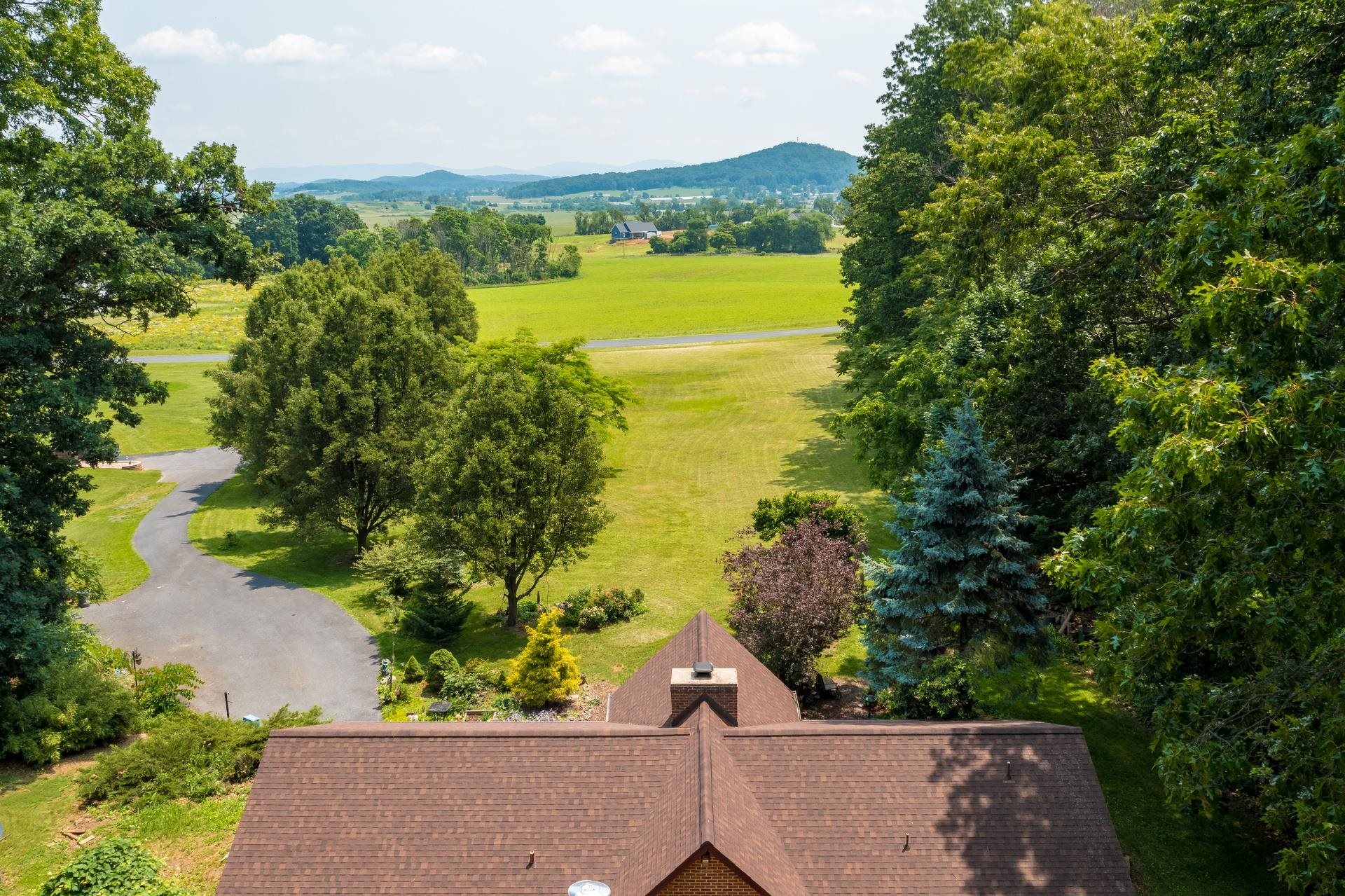605 CHURCHMANS MILL RD, STUARTS DRAFT, Virginia 24477, 3 Bedrooms Bedrooms, ,2 BathroomsBathrooms,Residential,Cottage with Views!,605 CHURCHMANS MILL RD,665748 MLS # 665748